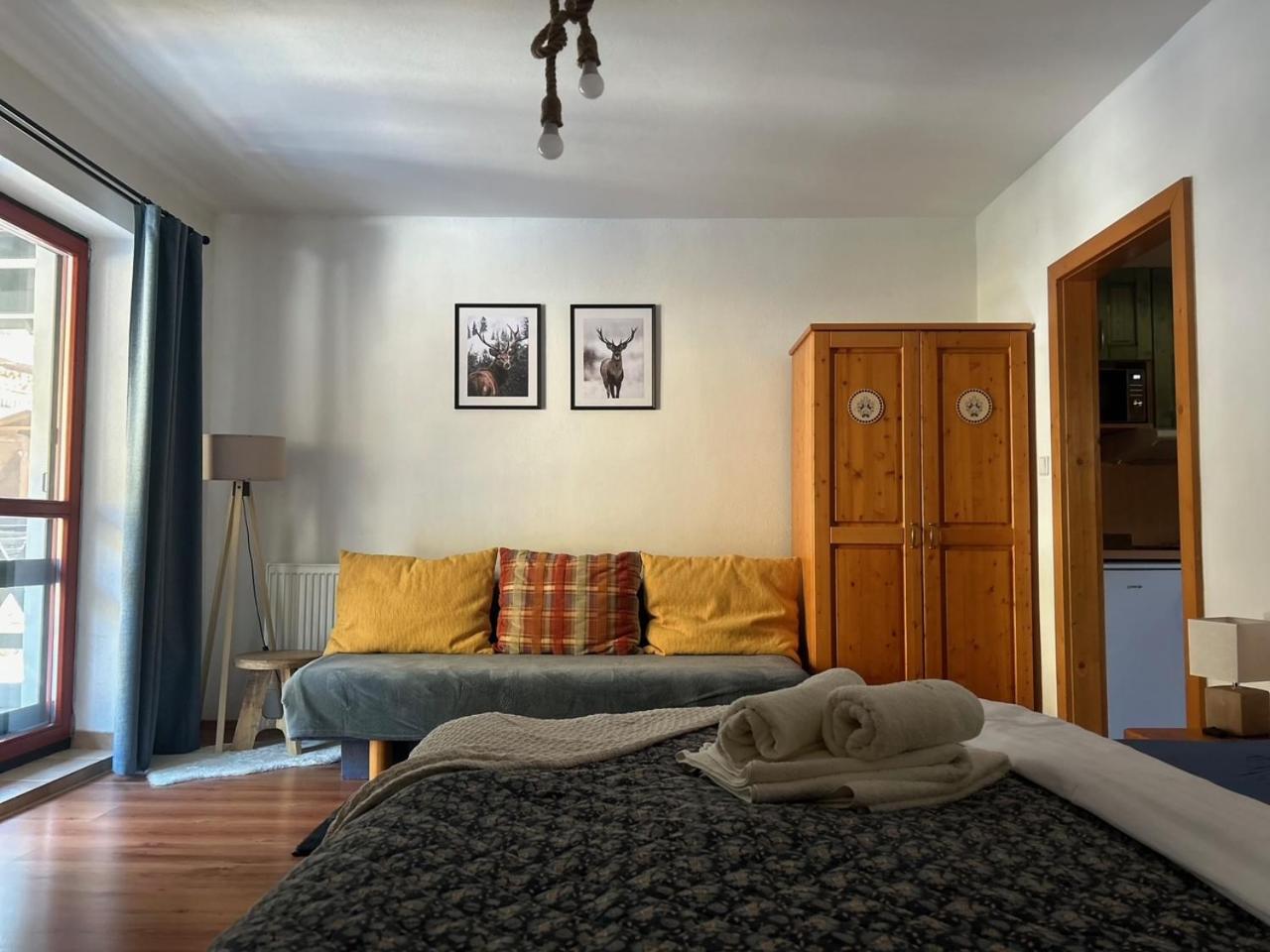 Standard Quadruple Room - Photo 11