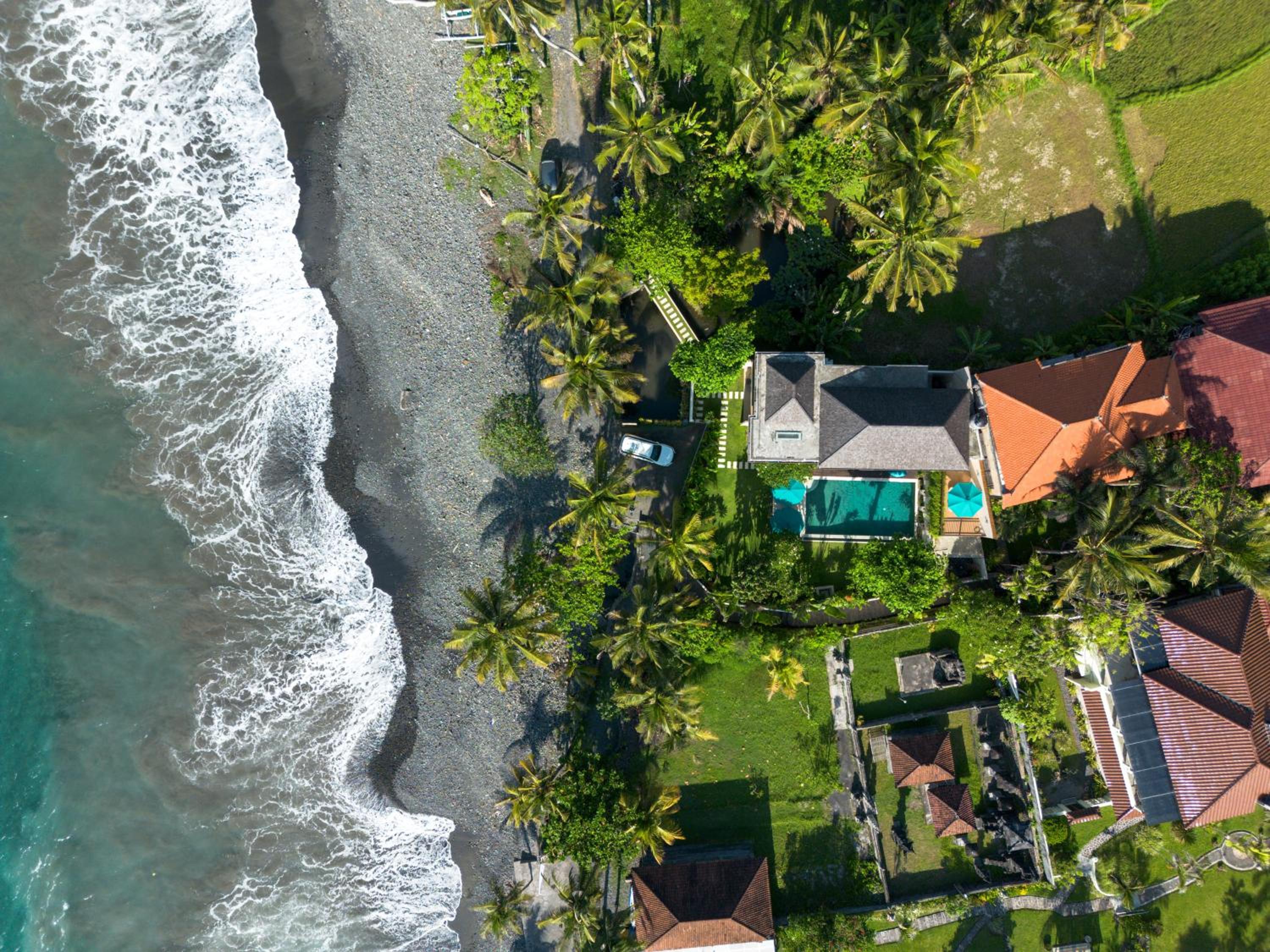Villa - Beach Front photo 3