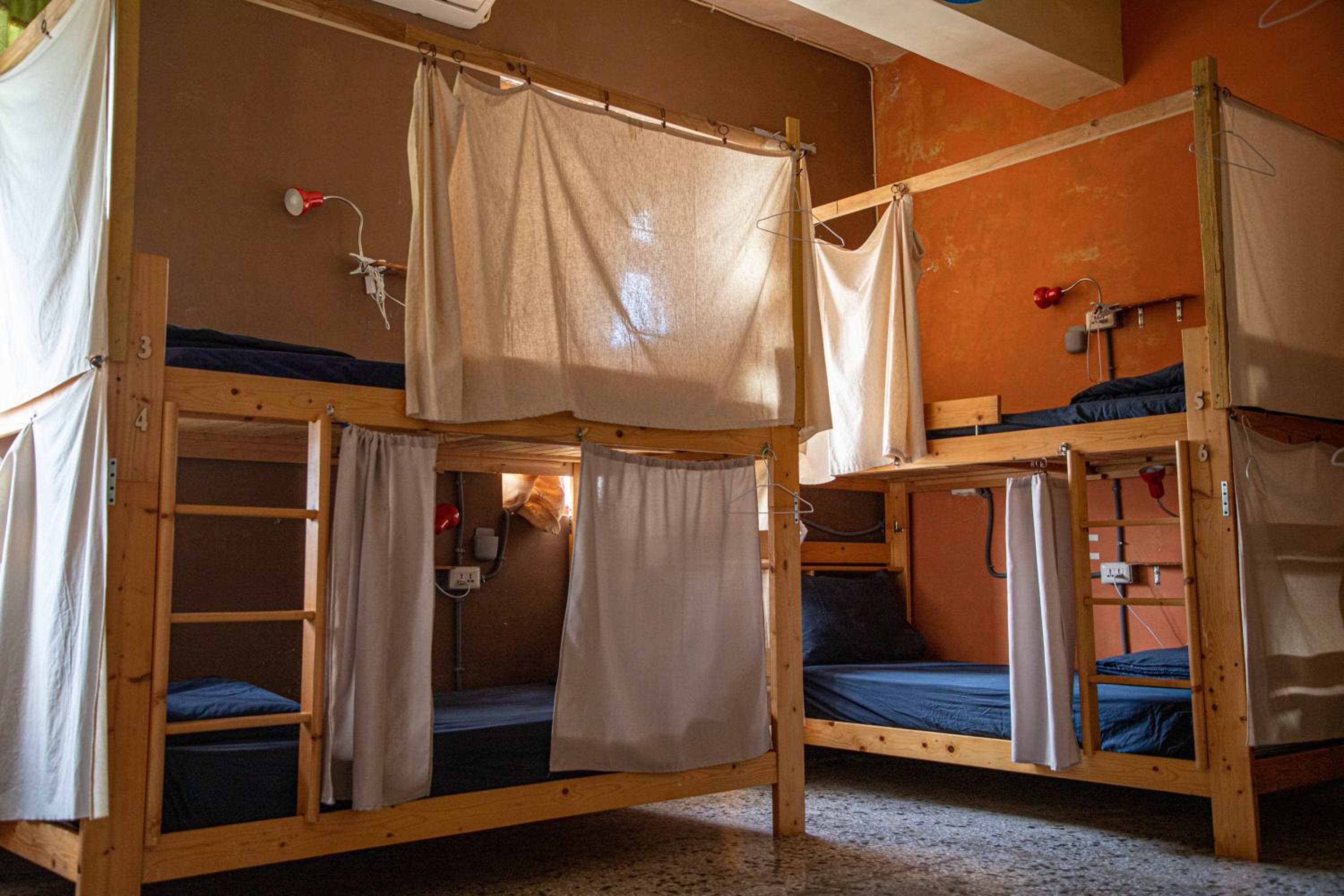 Bed in 6-Bed Dormitory Room photo 1