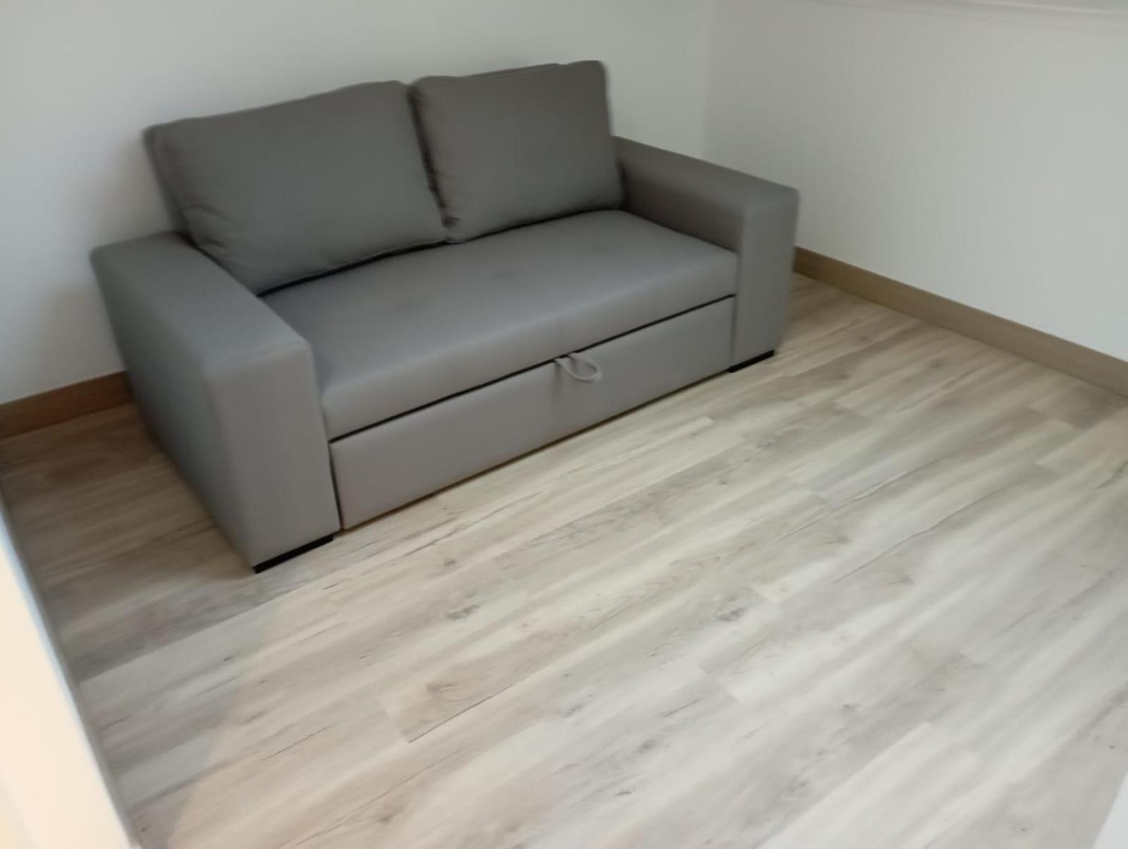 Three-Bedroom House photo 2