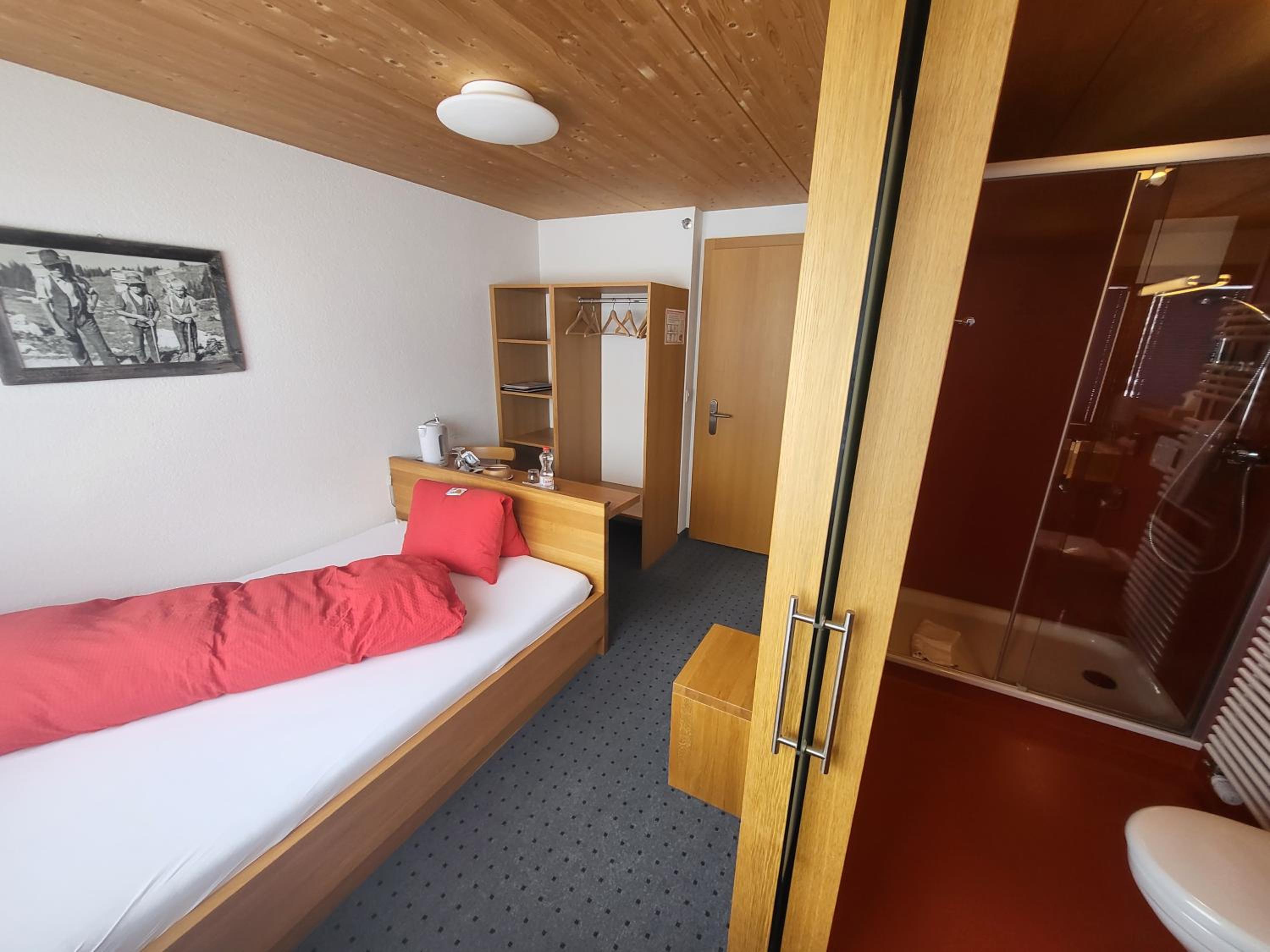 Single Bed in Mixed Dormitory Room photo 1