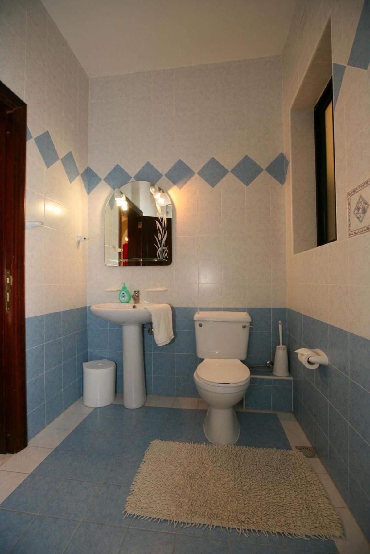 Three-Bedroom Apartment photo 3