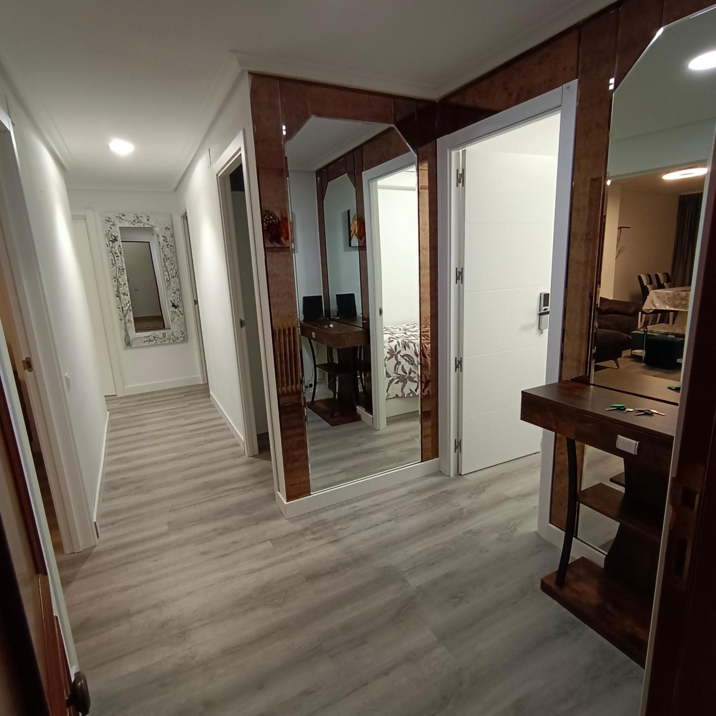 Apartment photo 2