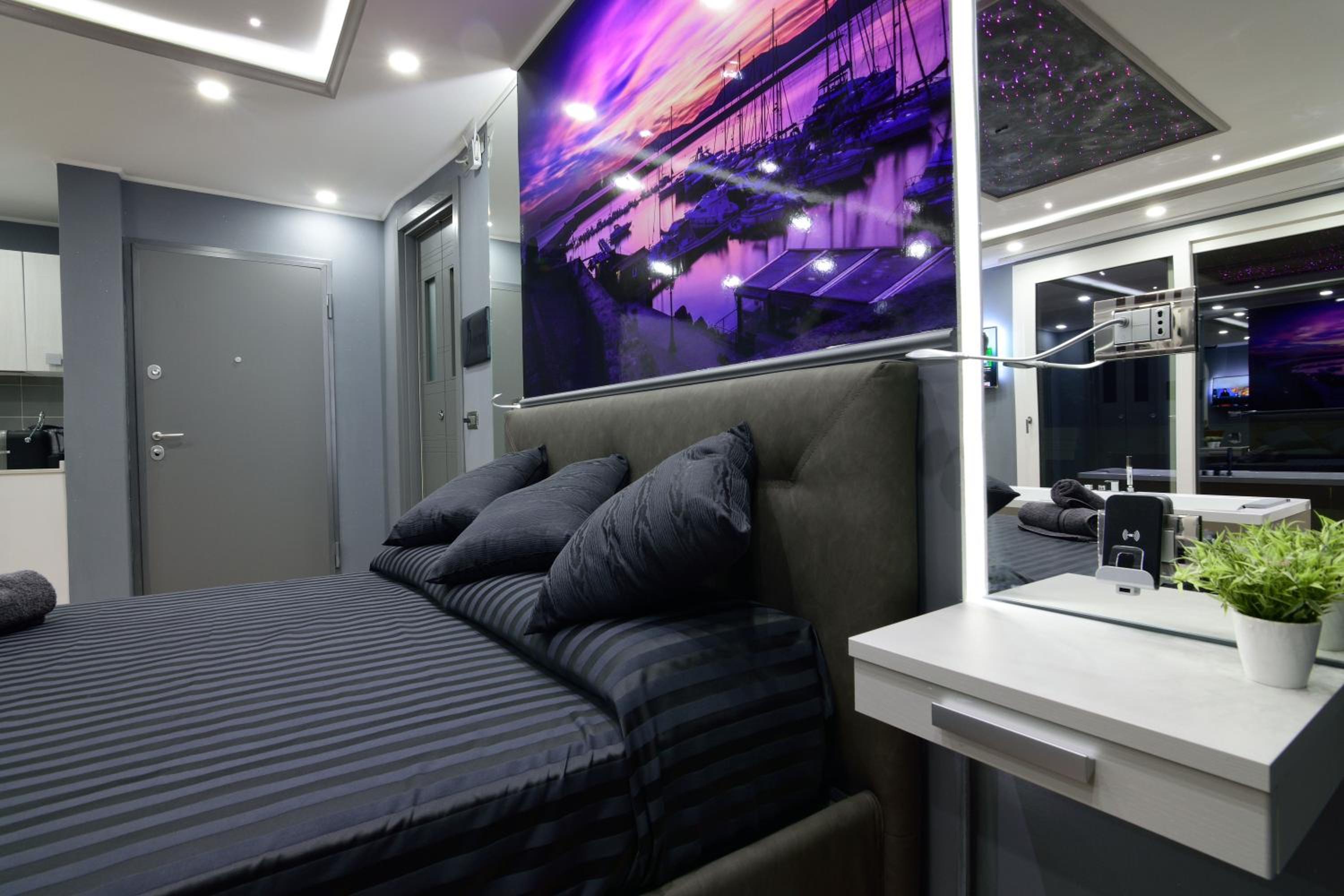 King Suite with Sea View photo 3