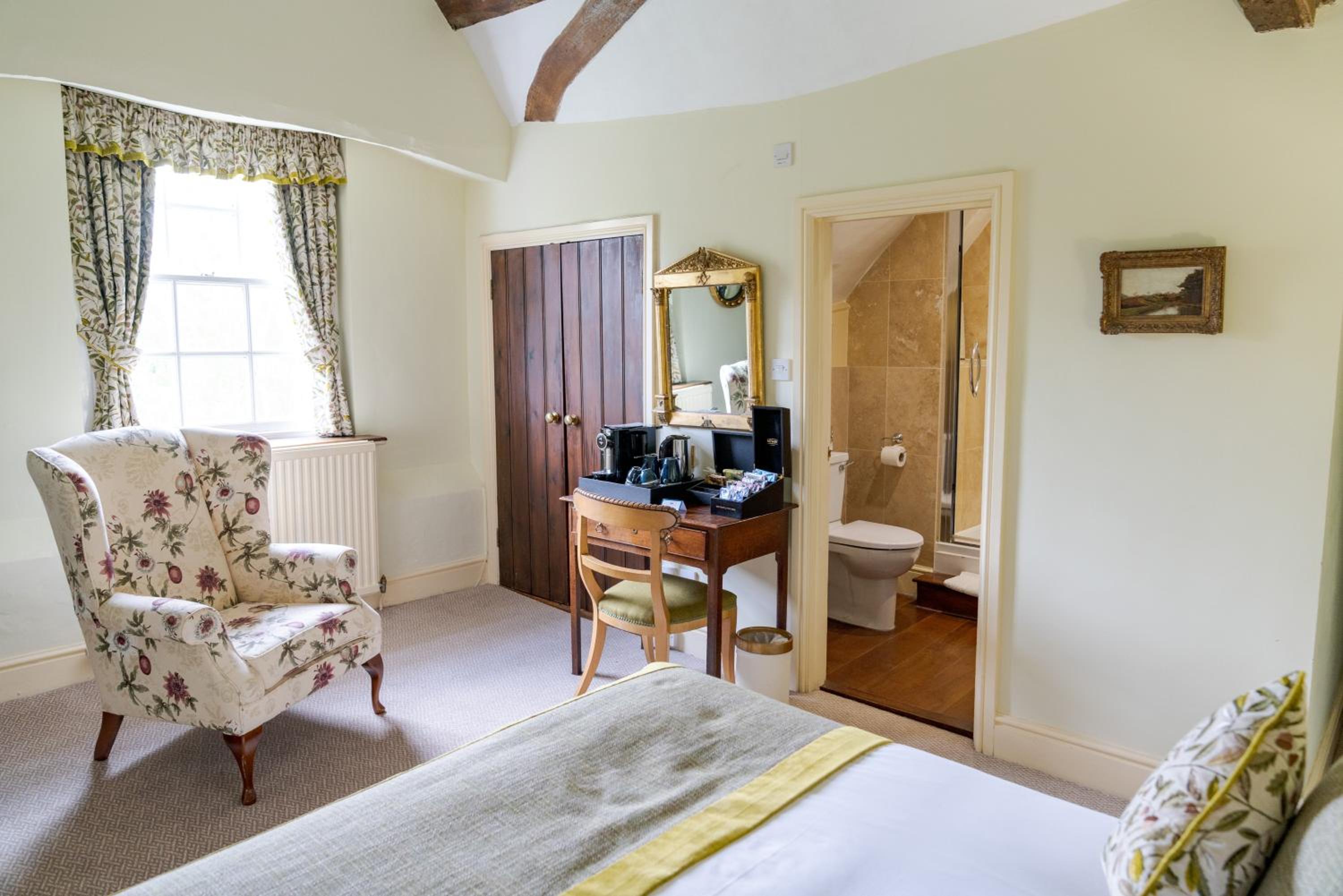 Classic Double Room photo 2