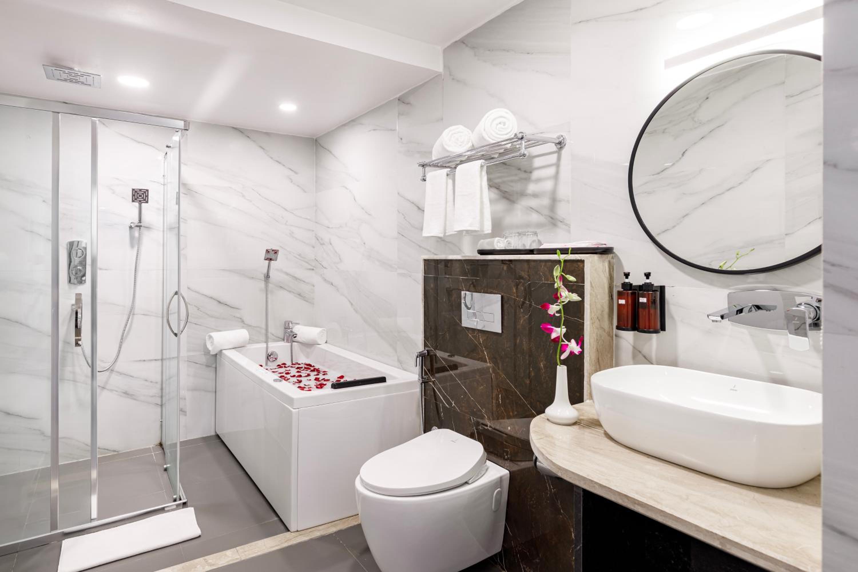 Business Suite Double - Photo 3