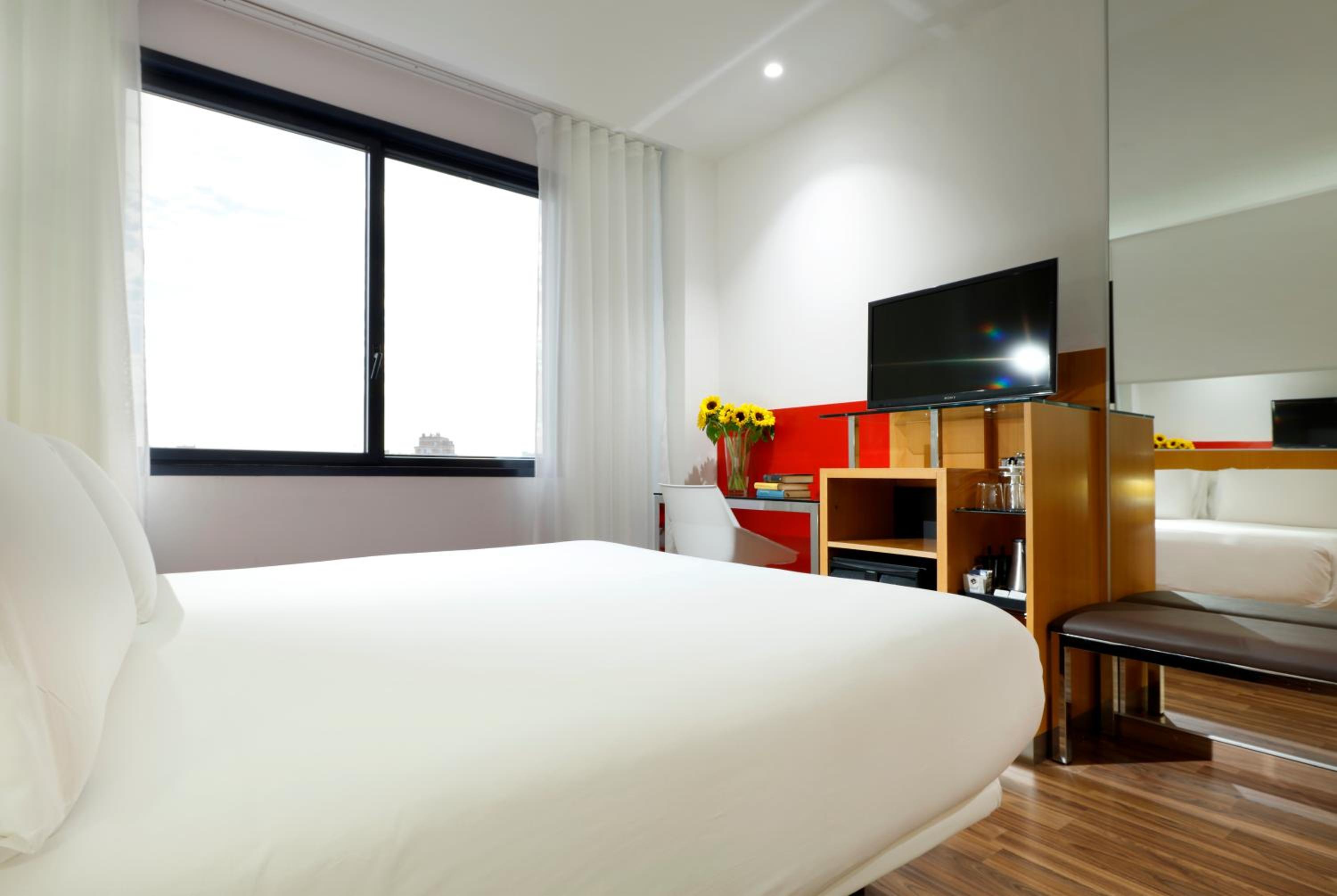 Double or Twin Room photo 3