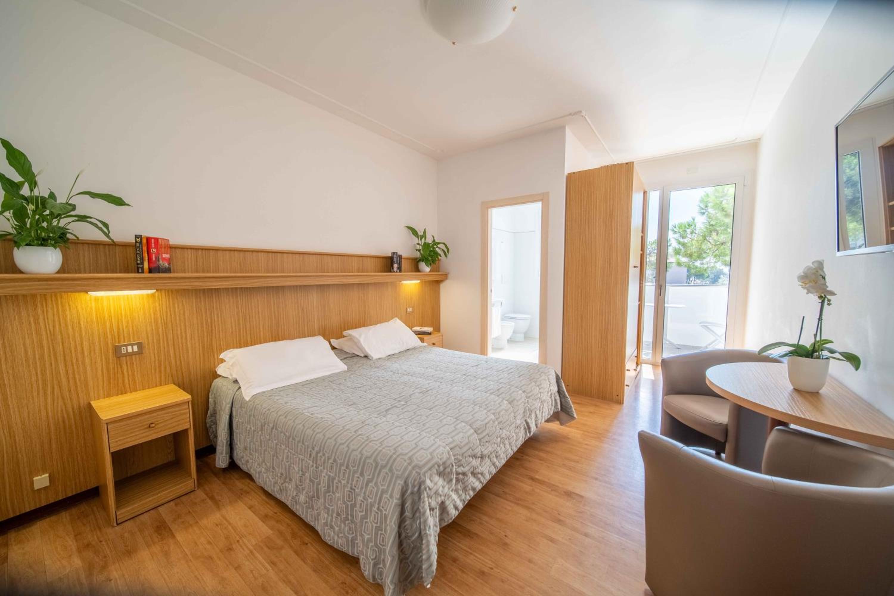 Comfort Triple Room