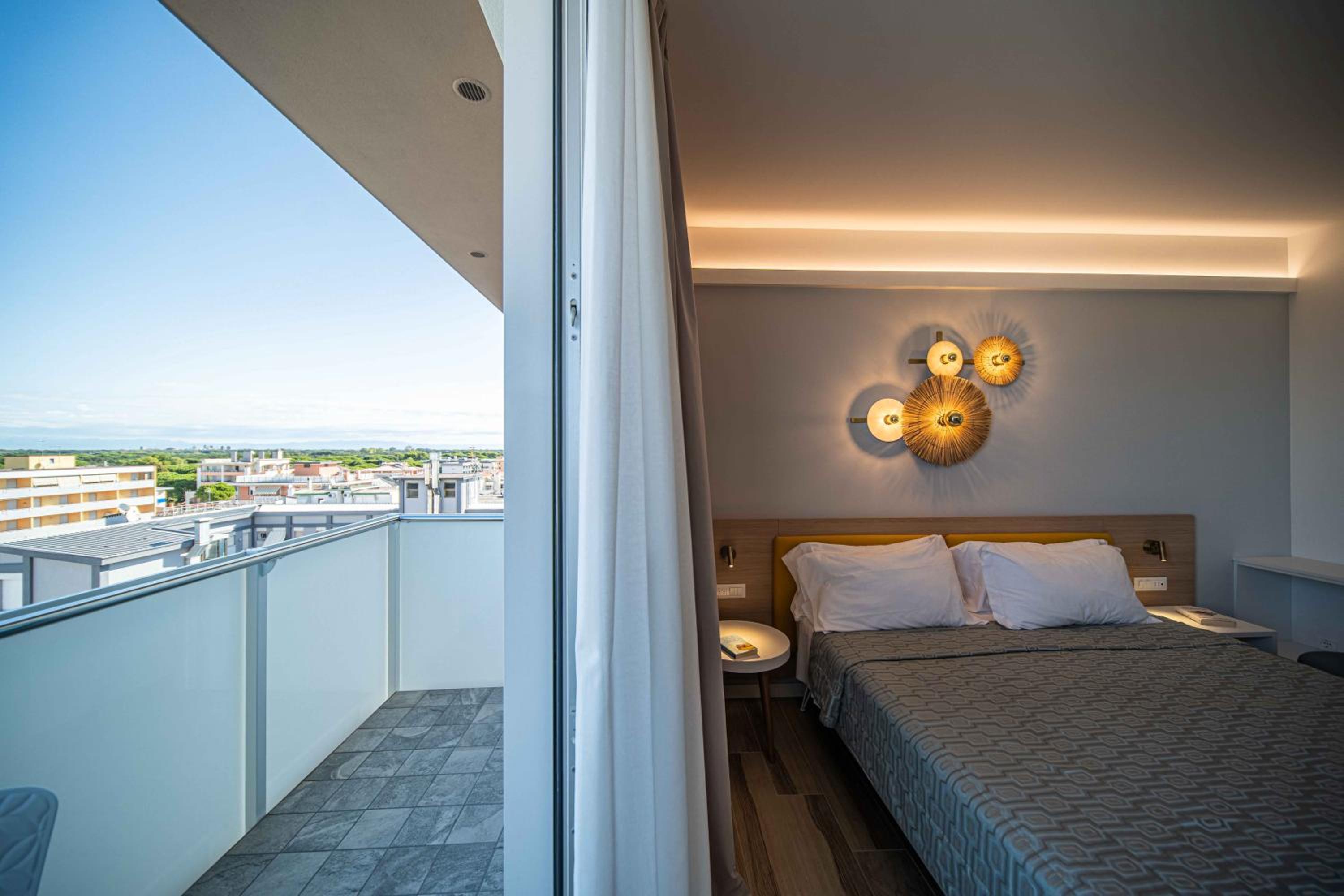 Luxury Triple Room photo 2