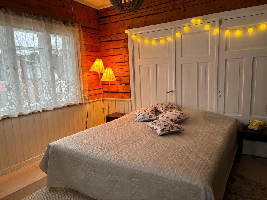 One-Bedroom House photo 2