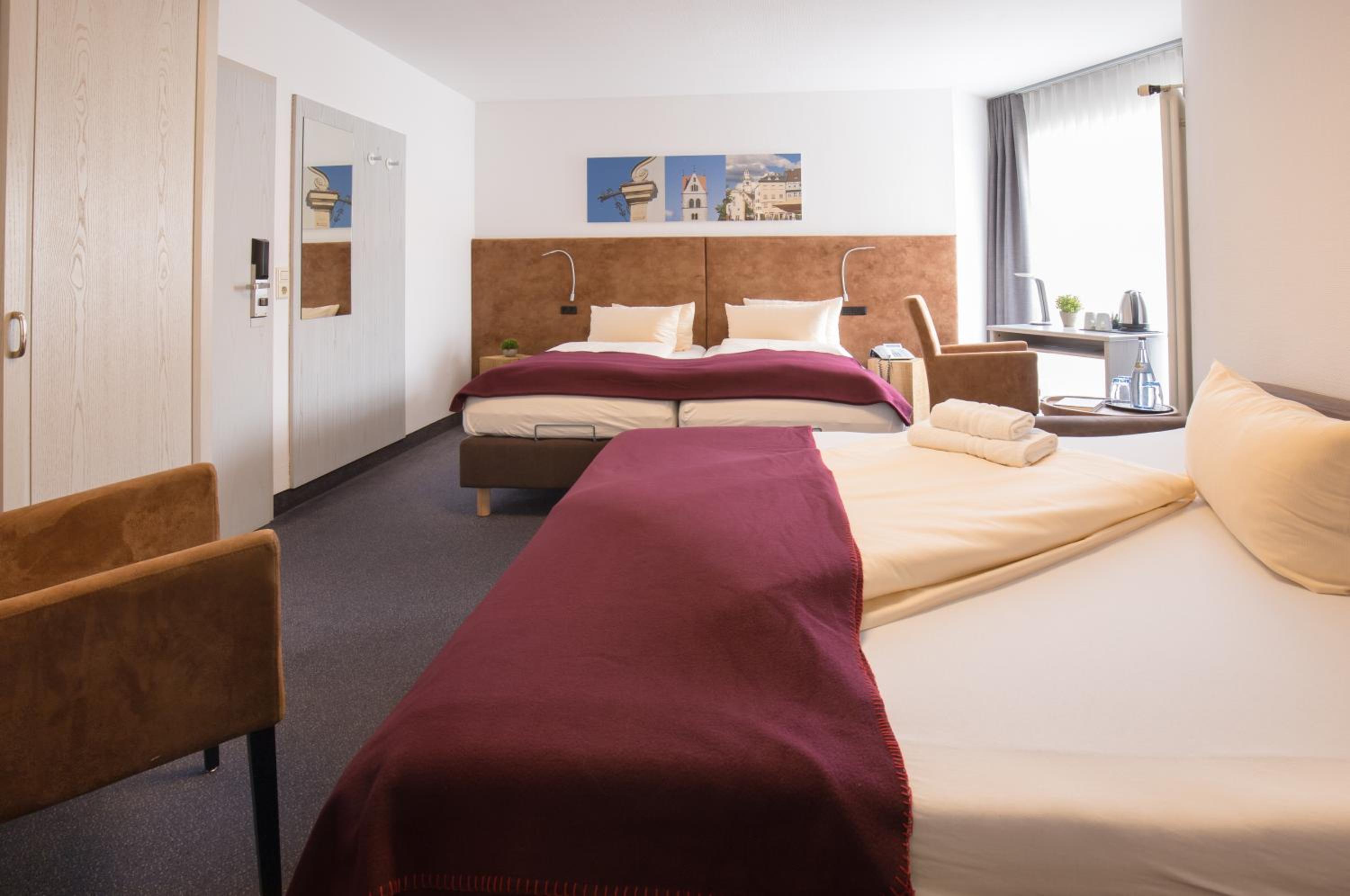Quadruple Room - Photo 1