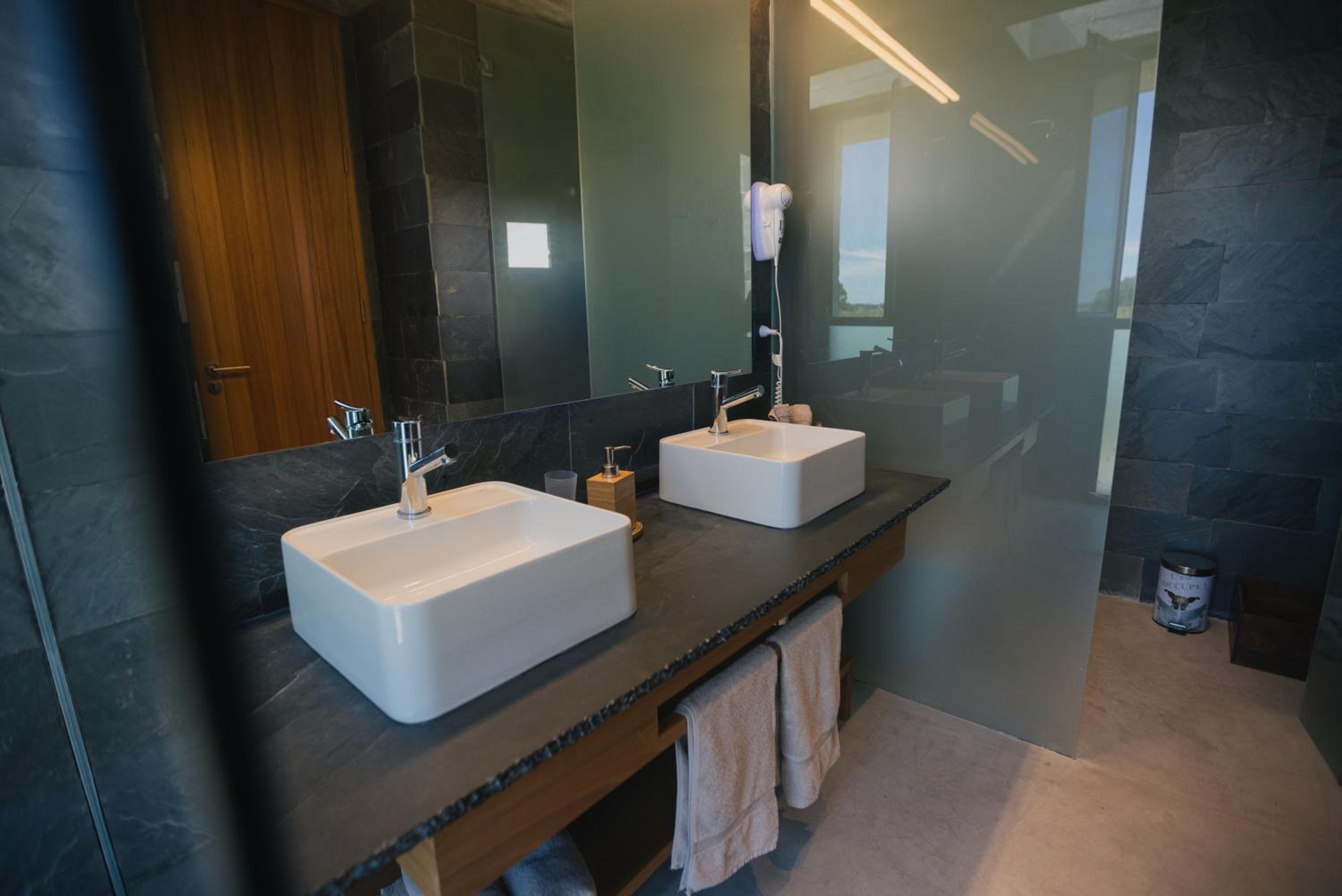 Suite with Garden View photo 2