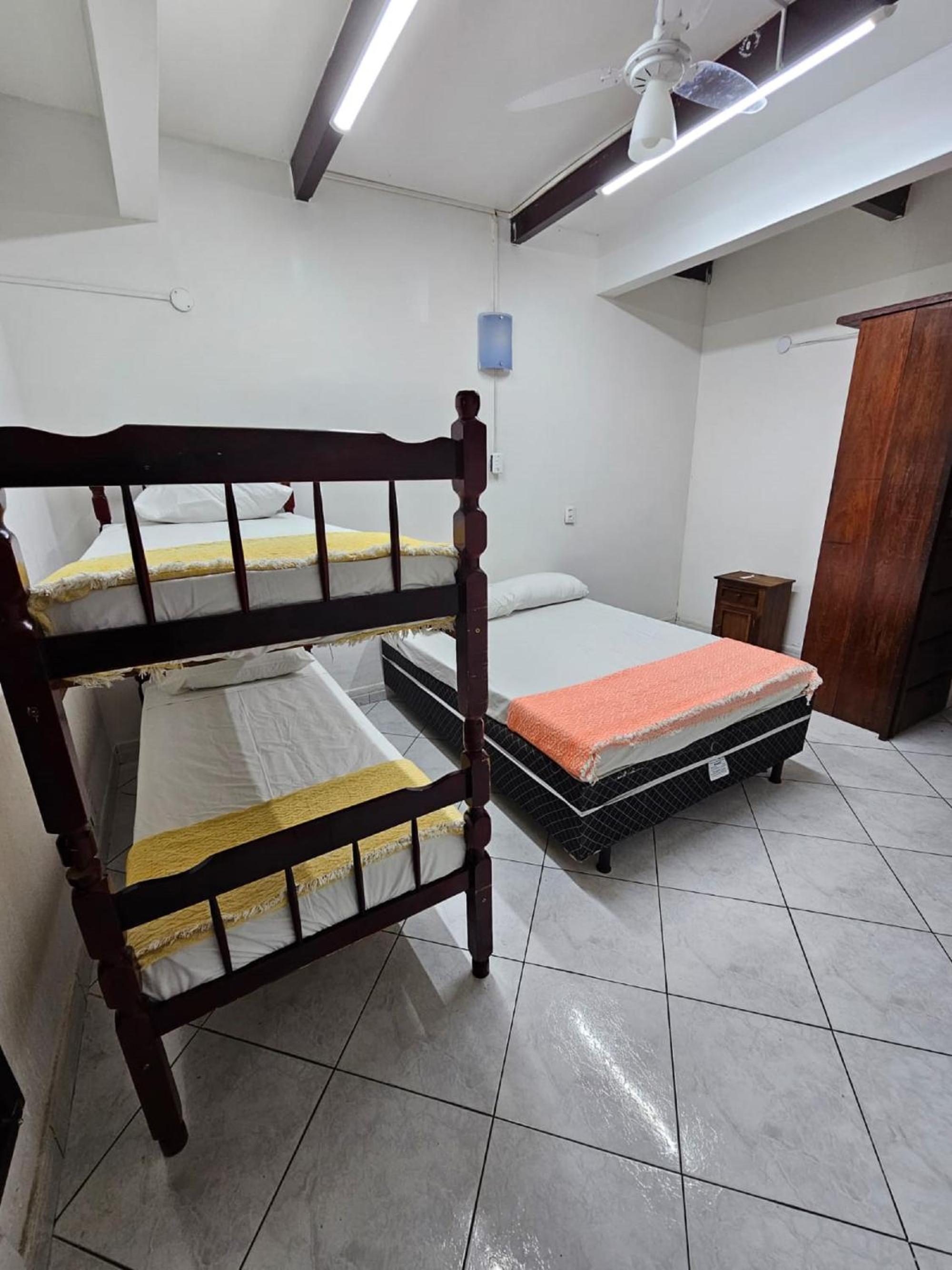 Economy Quadruple Room - Photo 2