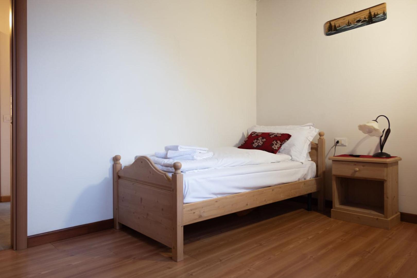 Single Room photo 3