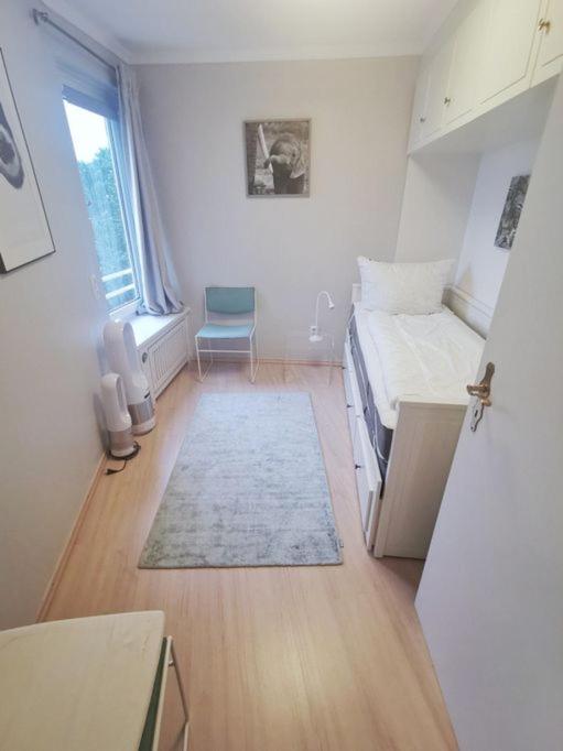 Apartment photo 3