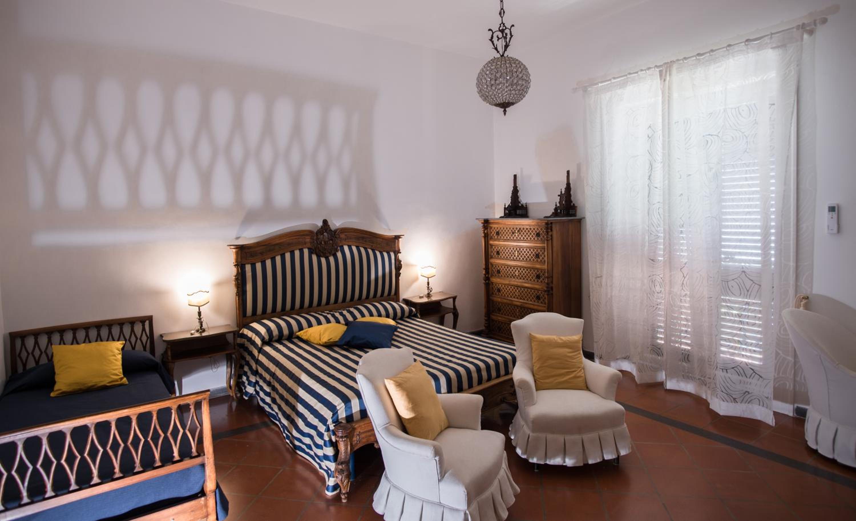 One-Bedroom House