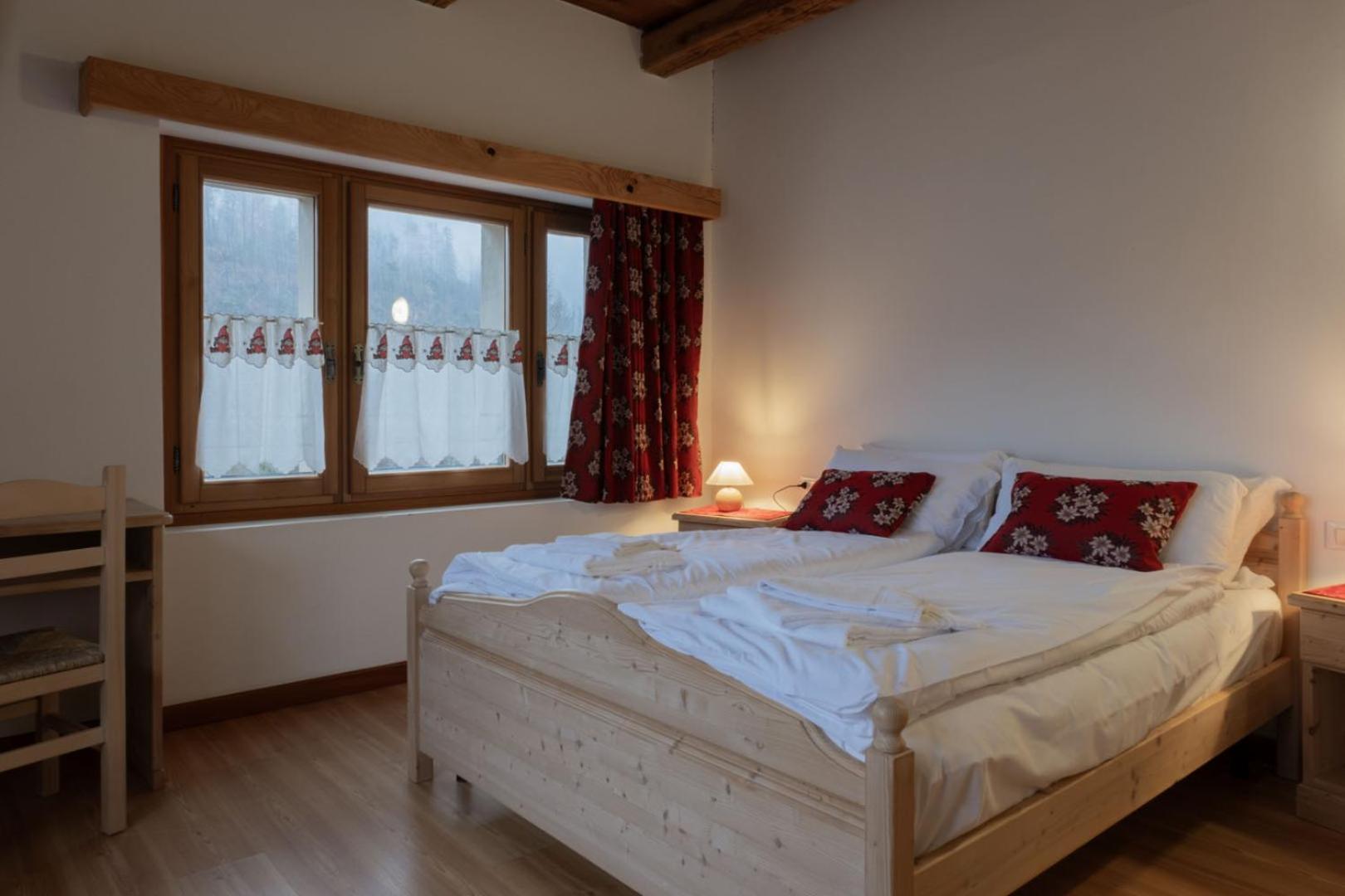 Double Room with Private Bathroom photo 2