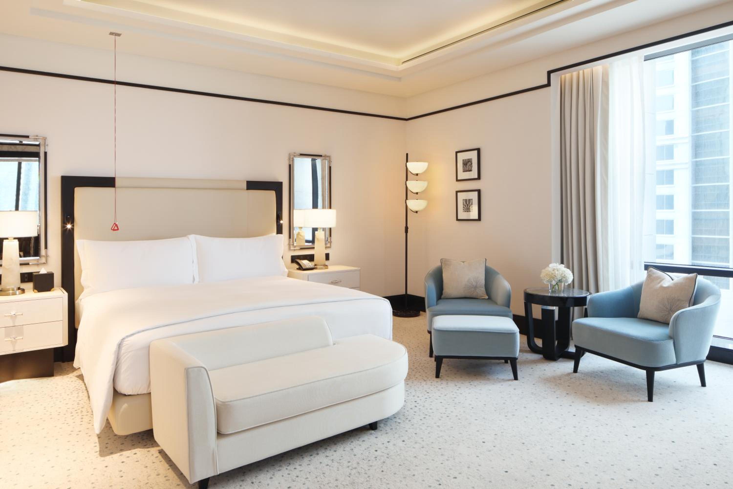 Deluxe King Room - Mobility Access - Photo 4