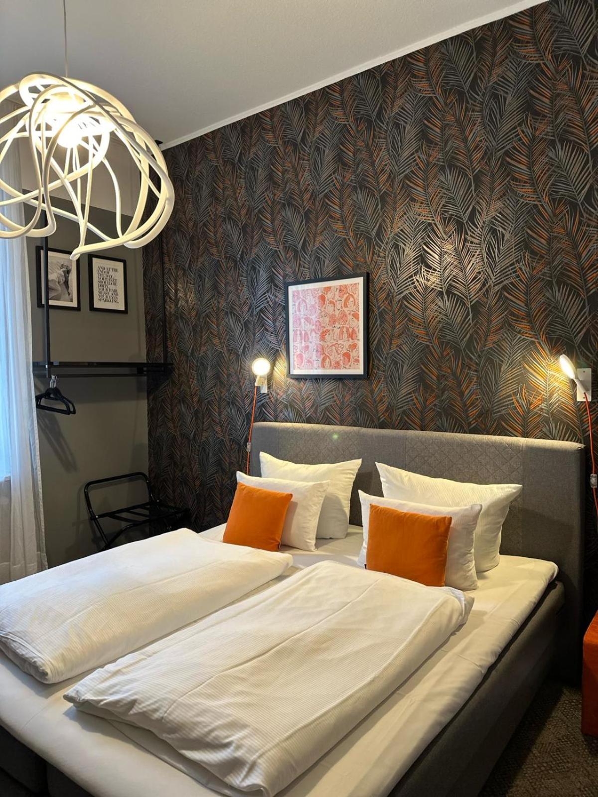 Economy Double Room photo 1