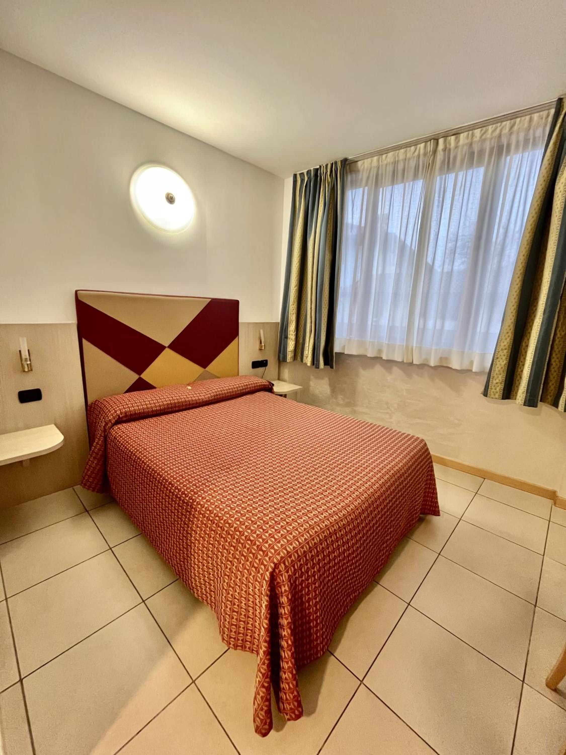 Small Double Room photo 3
