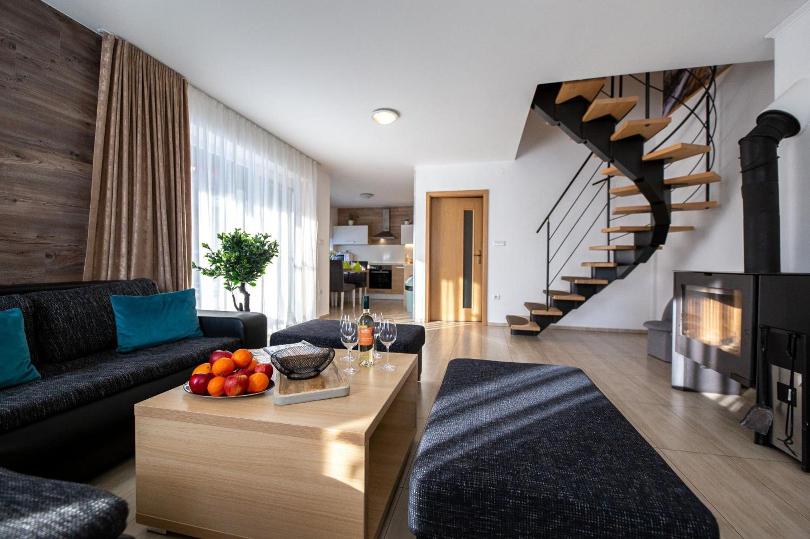 Three-Bedroom Chalet - Photo 6