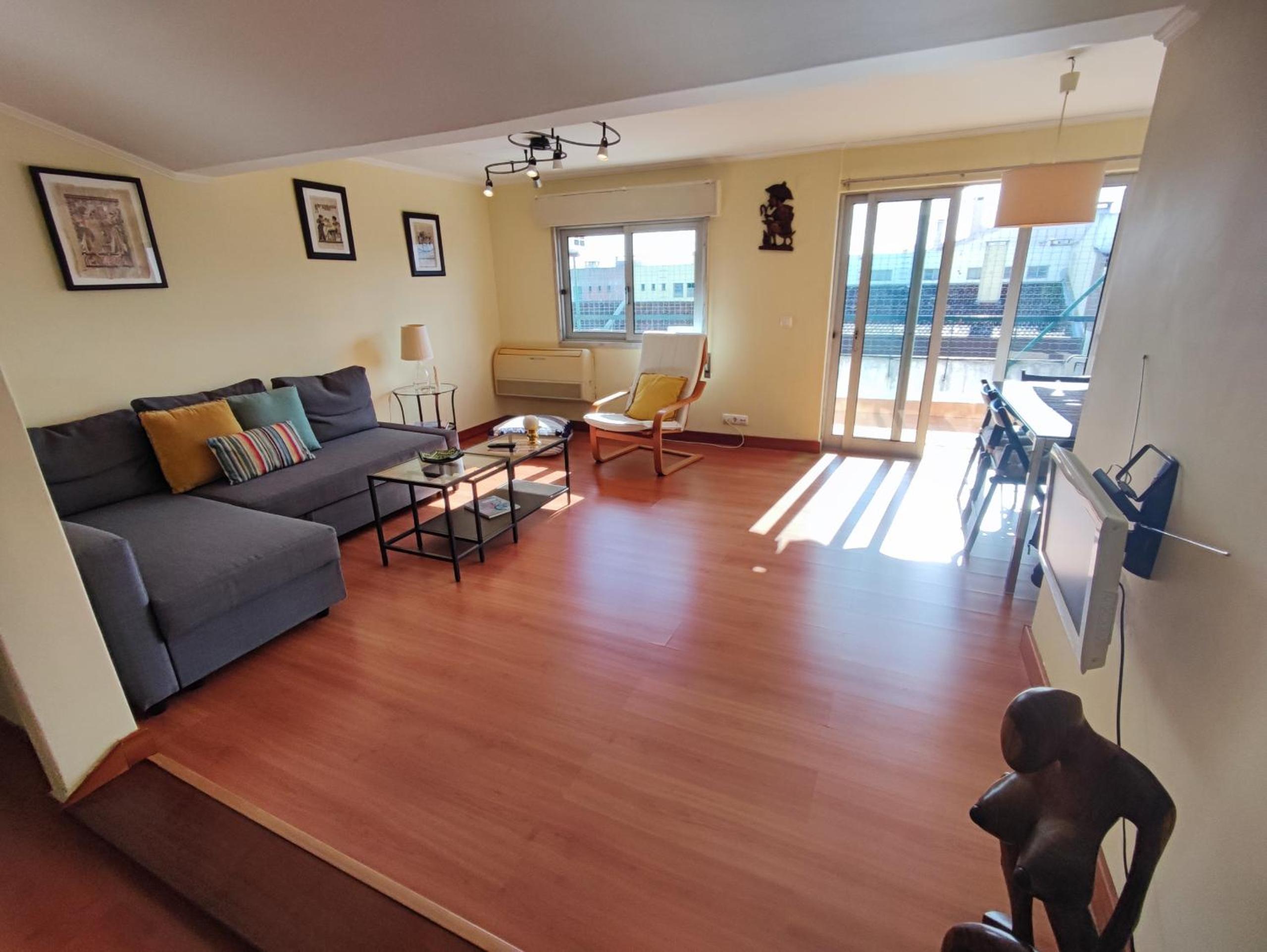 Apartment with Balcony photo 1