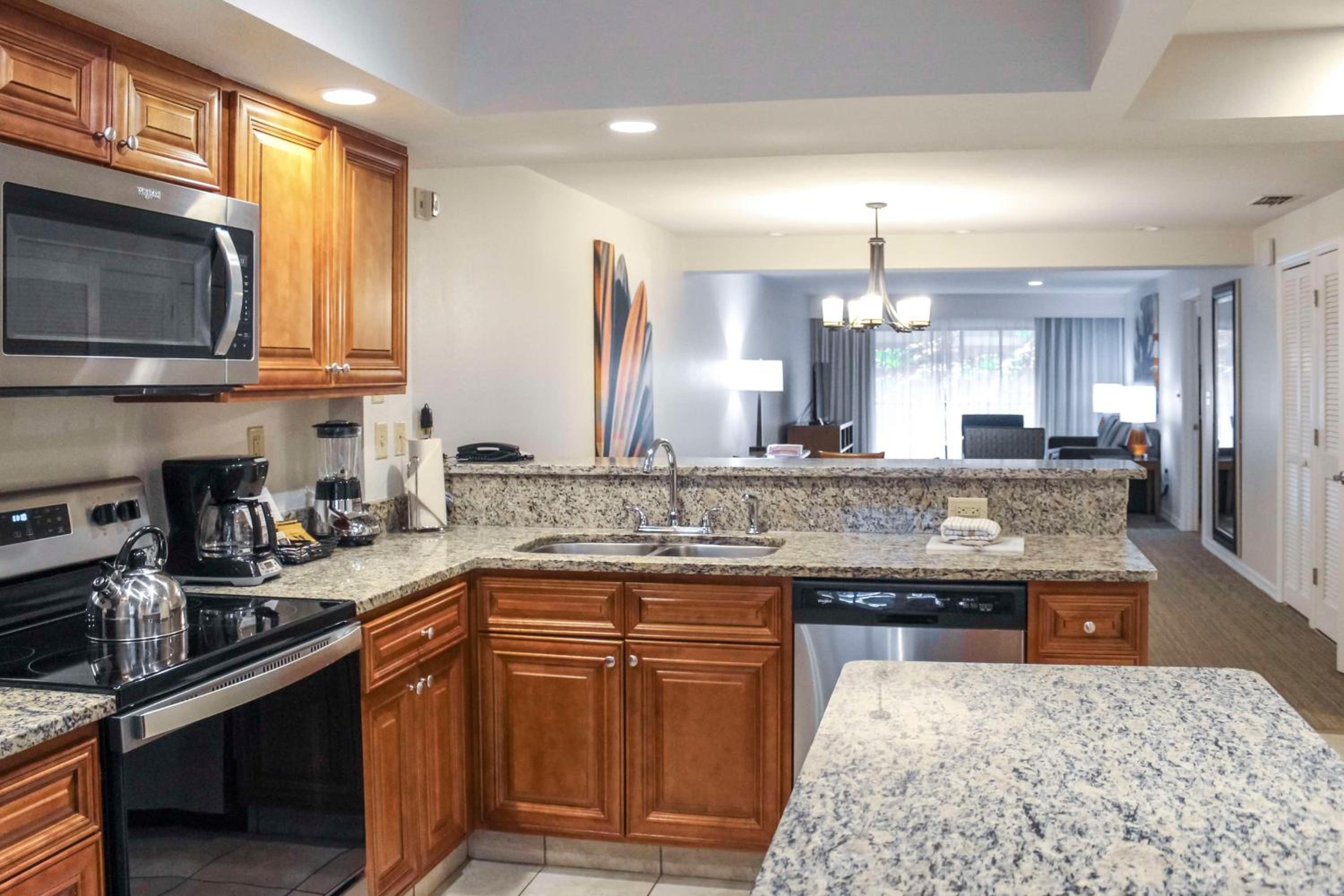 Two-Bedroom Suite with King and Twin Beds