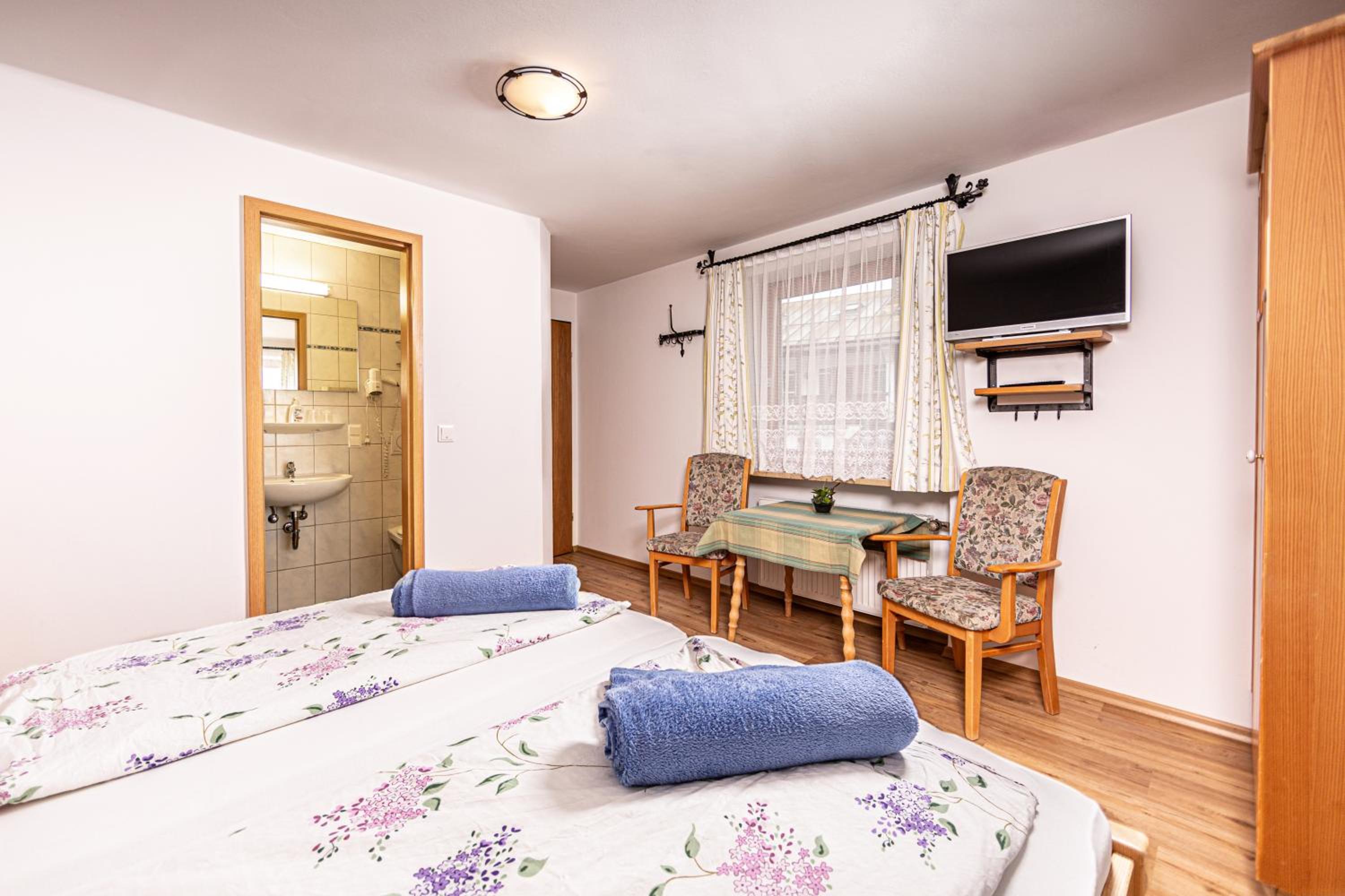 Double Room With Balcony photo 1