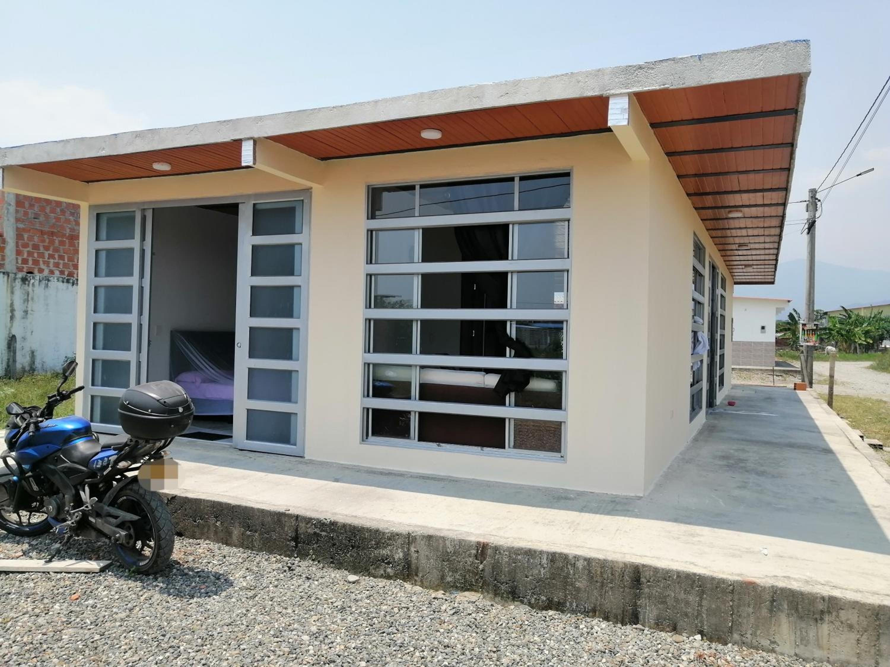 Three-Bedroom House photo 2