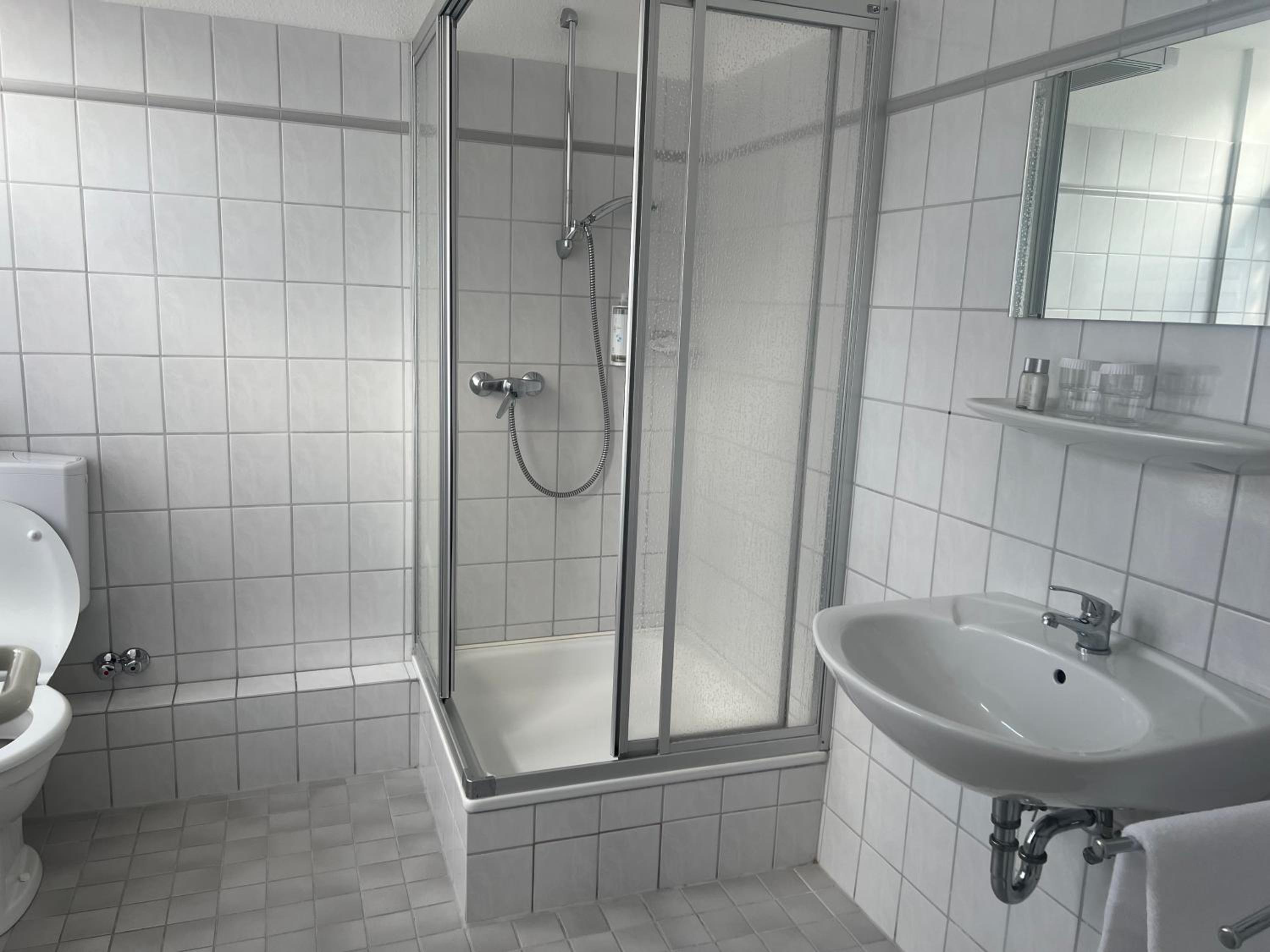 Single Room photo 2