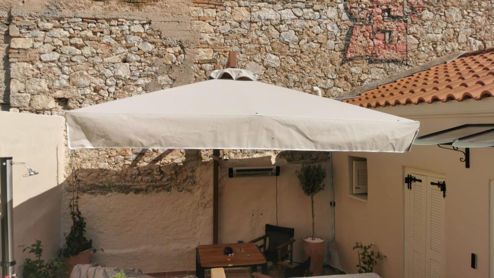 Apartment with Terrace photo 2