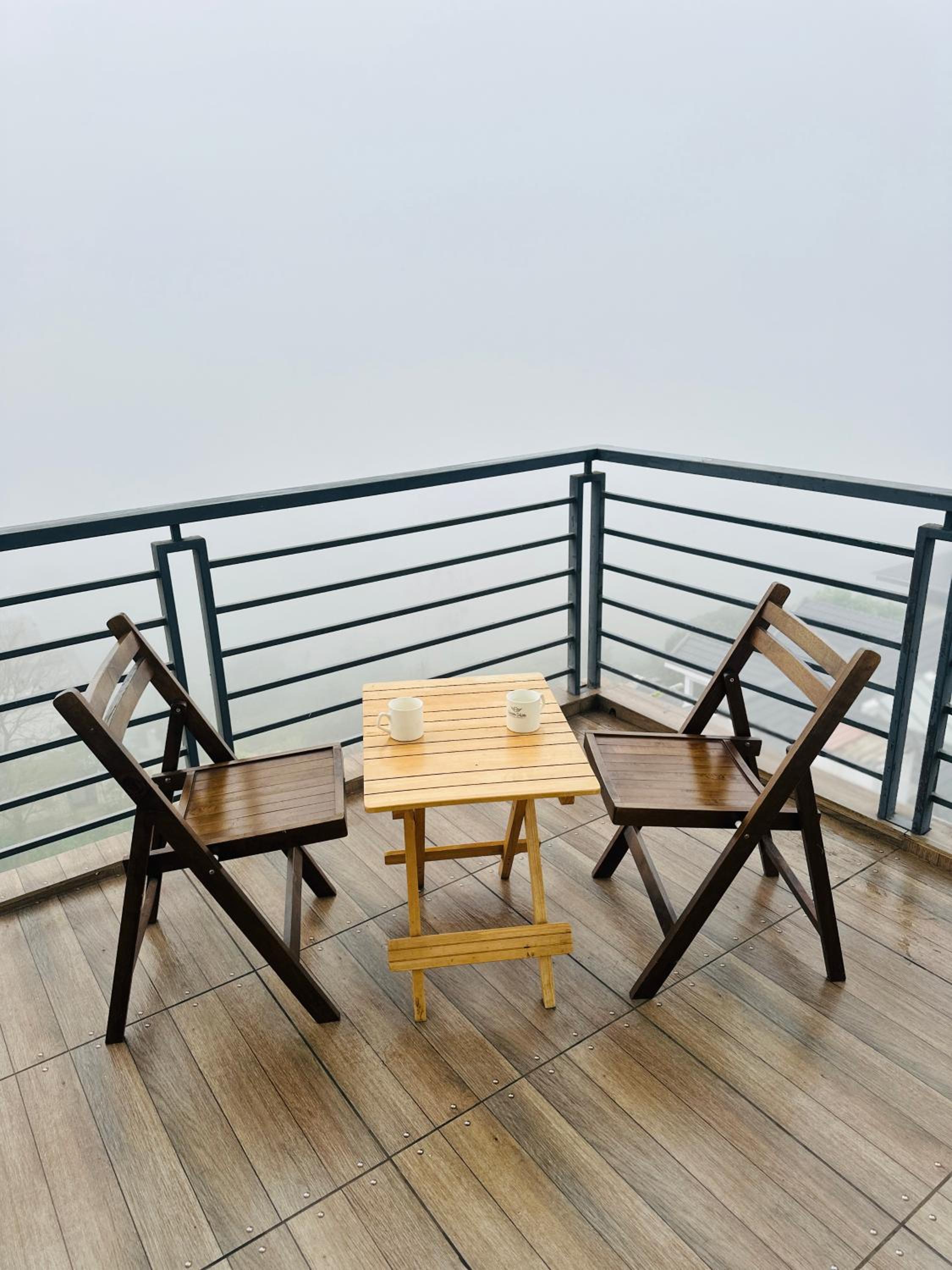 Two-Bedroom Apartment with Mountain View - Photo 35