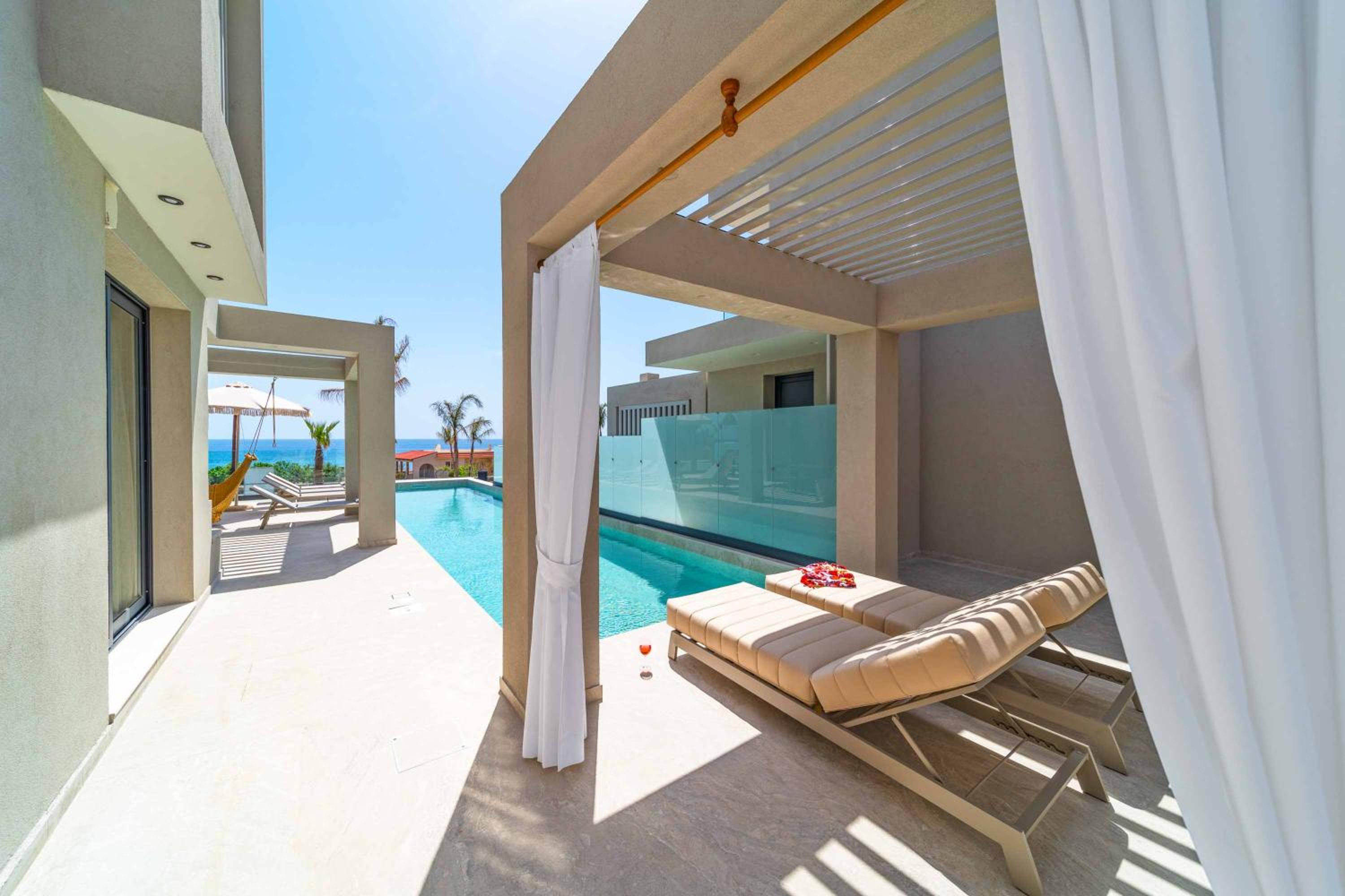 Villa photo 3