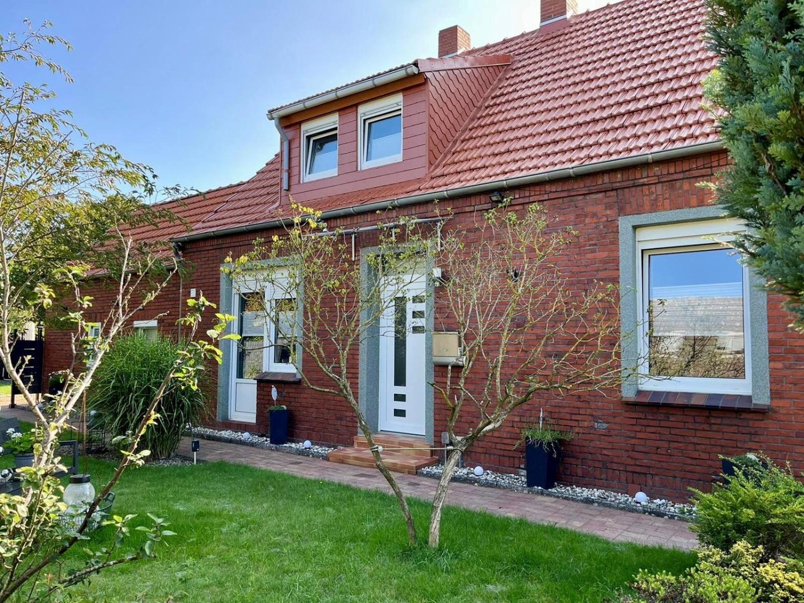 Two-Bedroom House photo 2