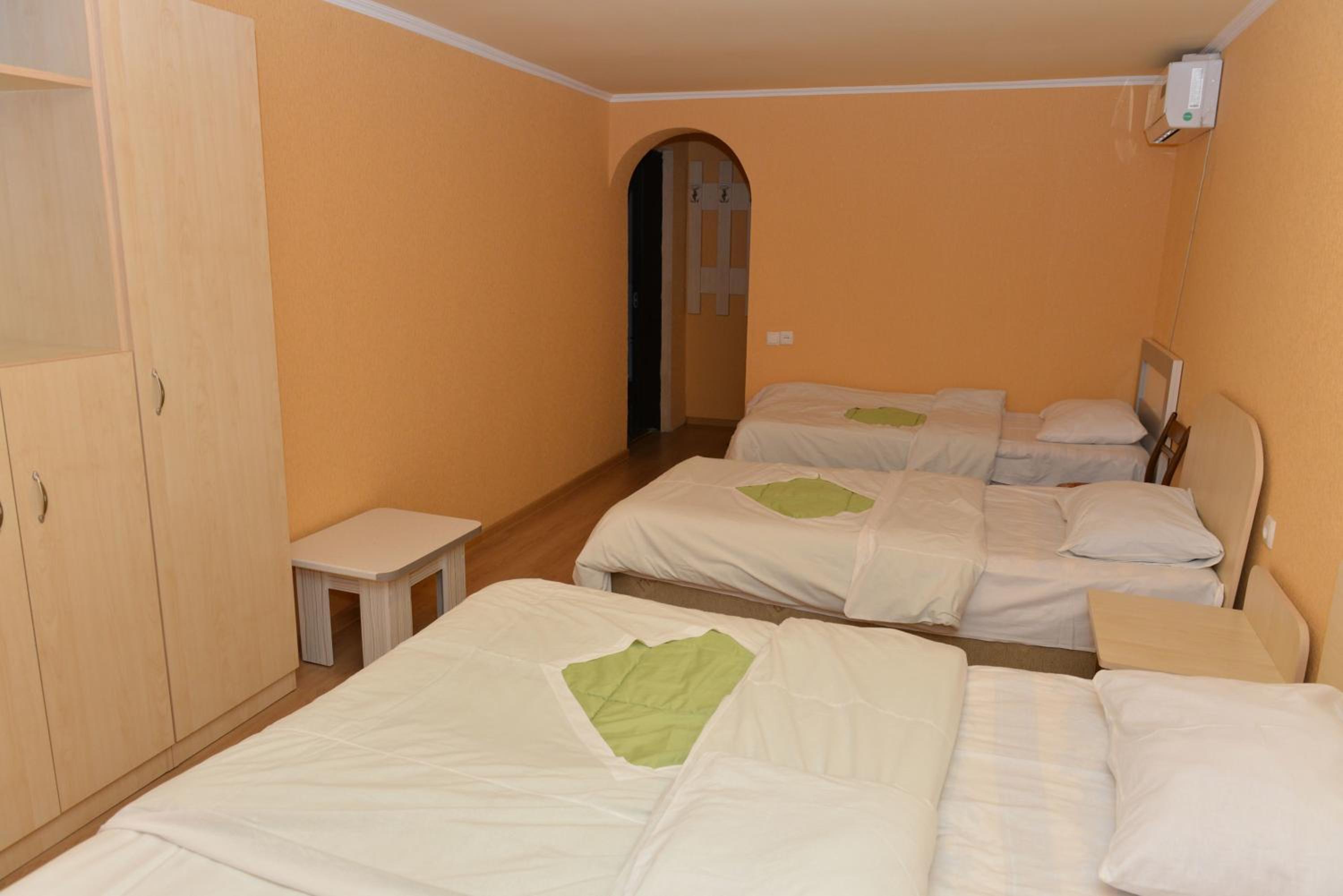 Quadruple Room photo 2