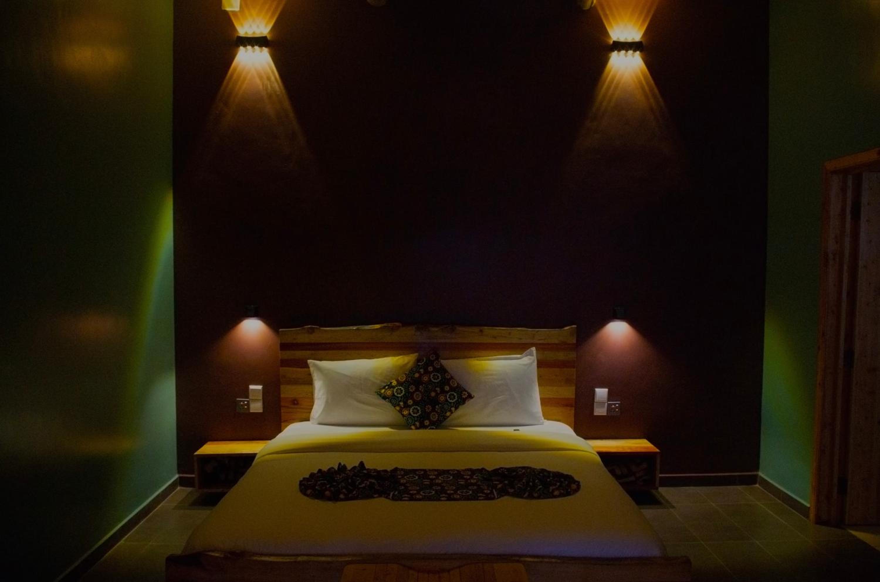 King Suite with Balcony photo 2