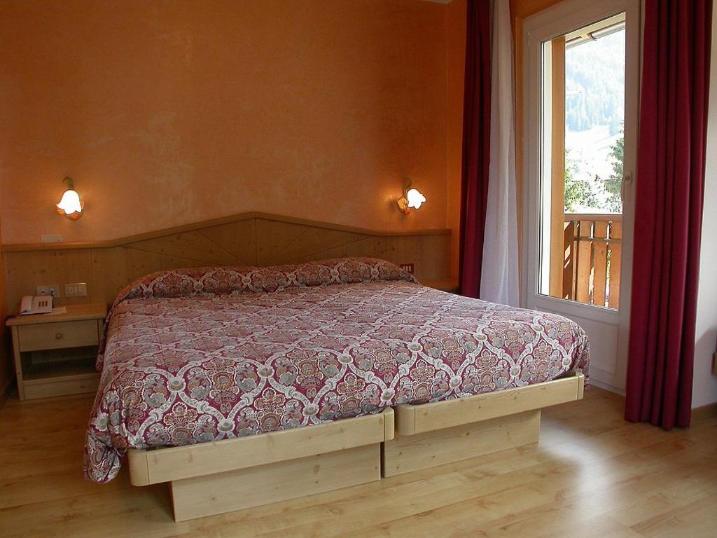 Standard Double or Twin Room with Balcony photo 2