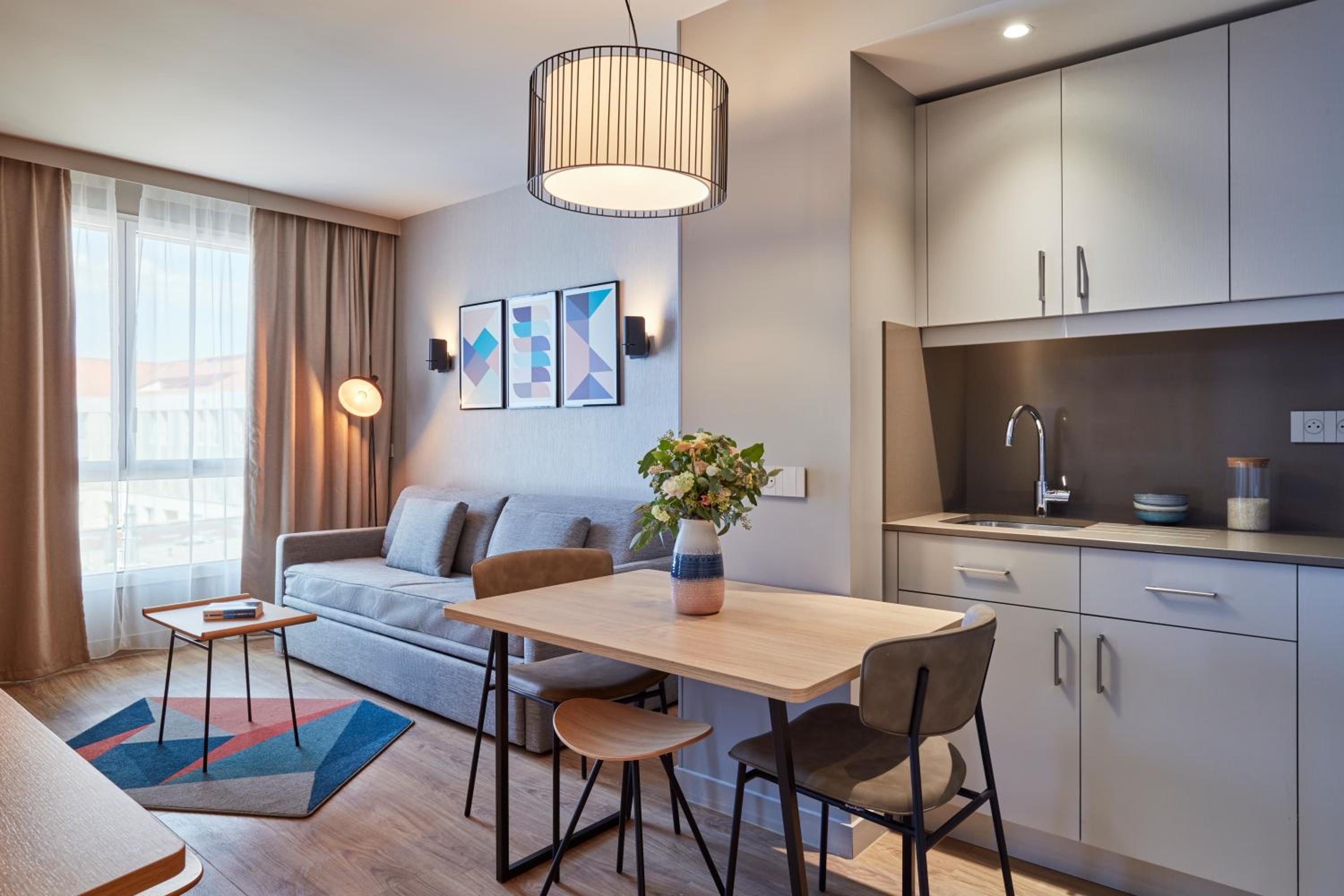 One-Bedroom Apartment for 4 Adults