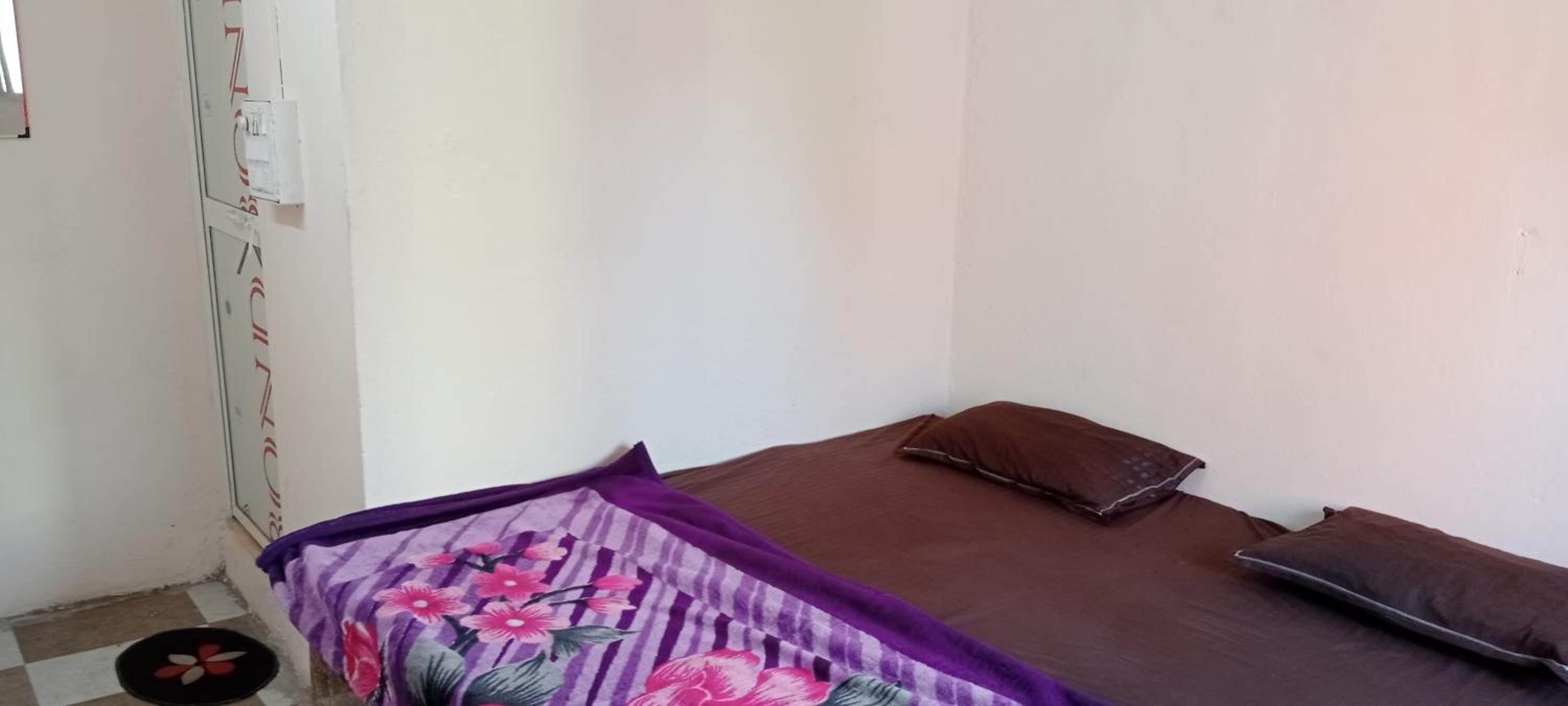 Budget Double Room photo 1