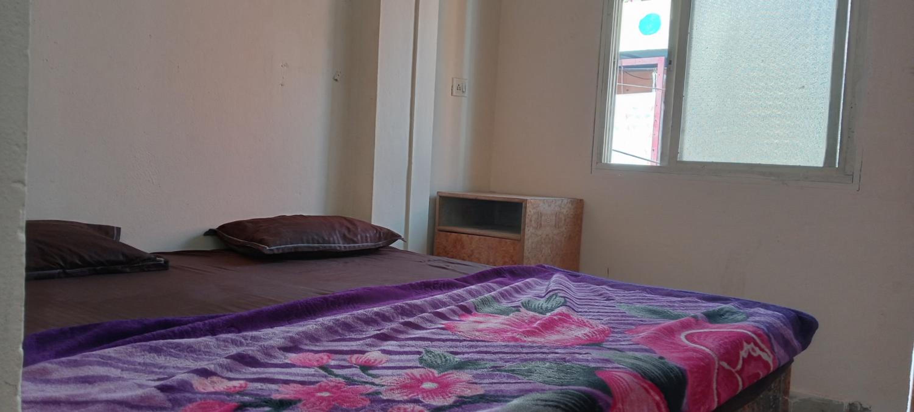 Budget Double Room photo 3