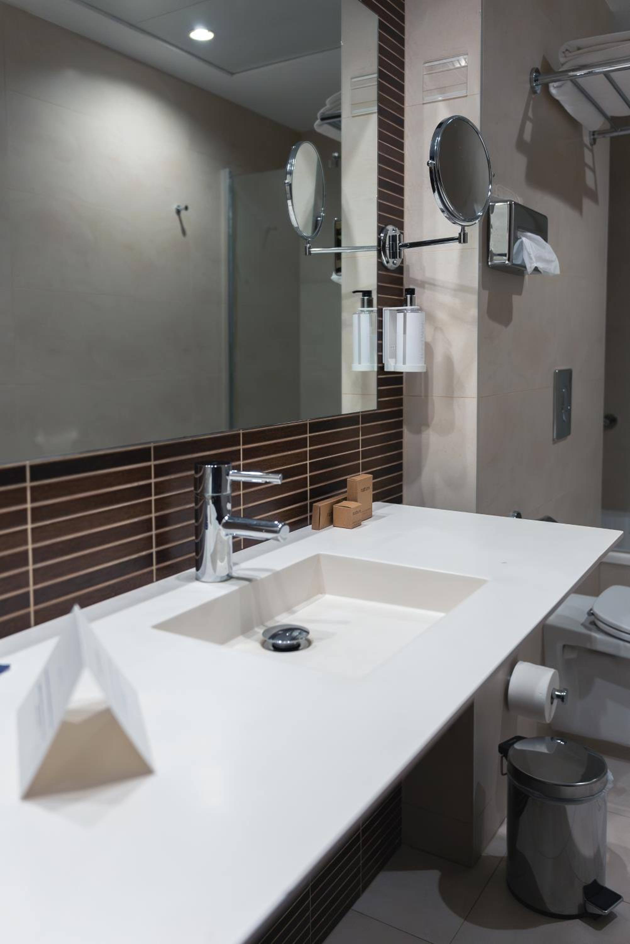 Junior Suite (3 Adults) photo 3