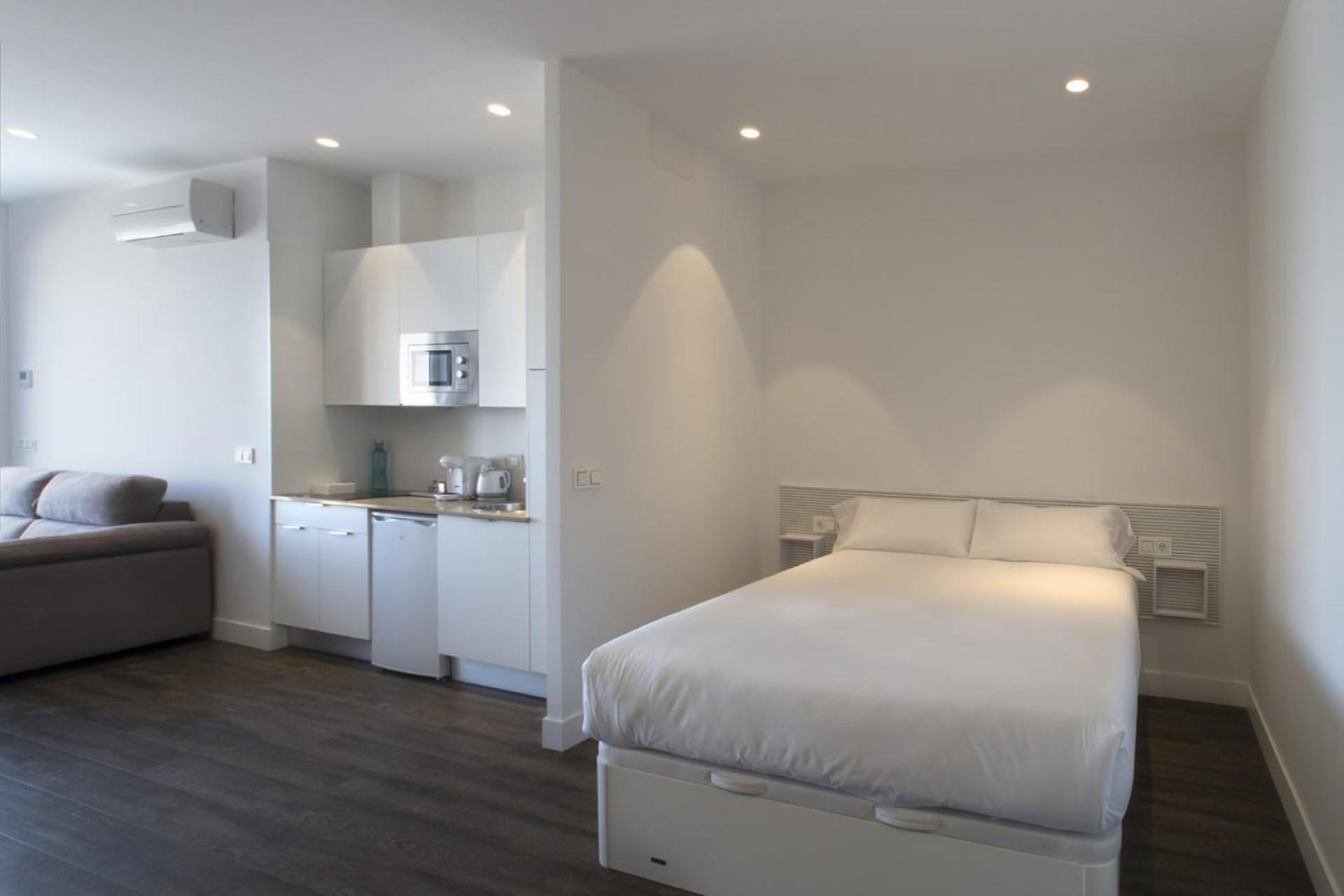 Studio Apartment with Sea View photo 2