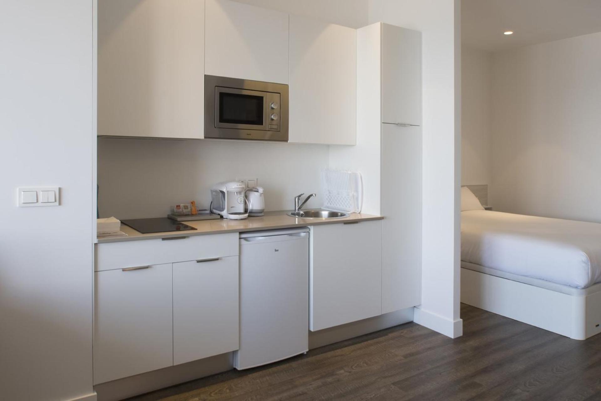 Studio Apartment with Sea View photo 3