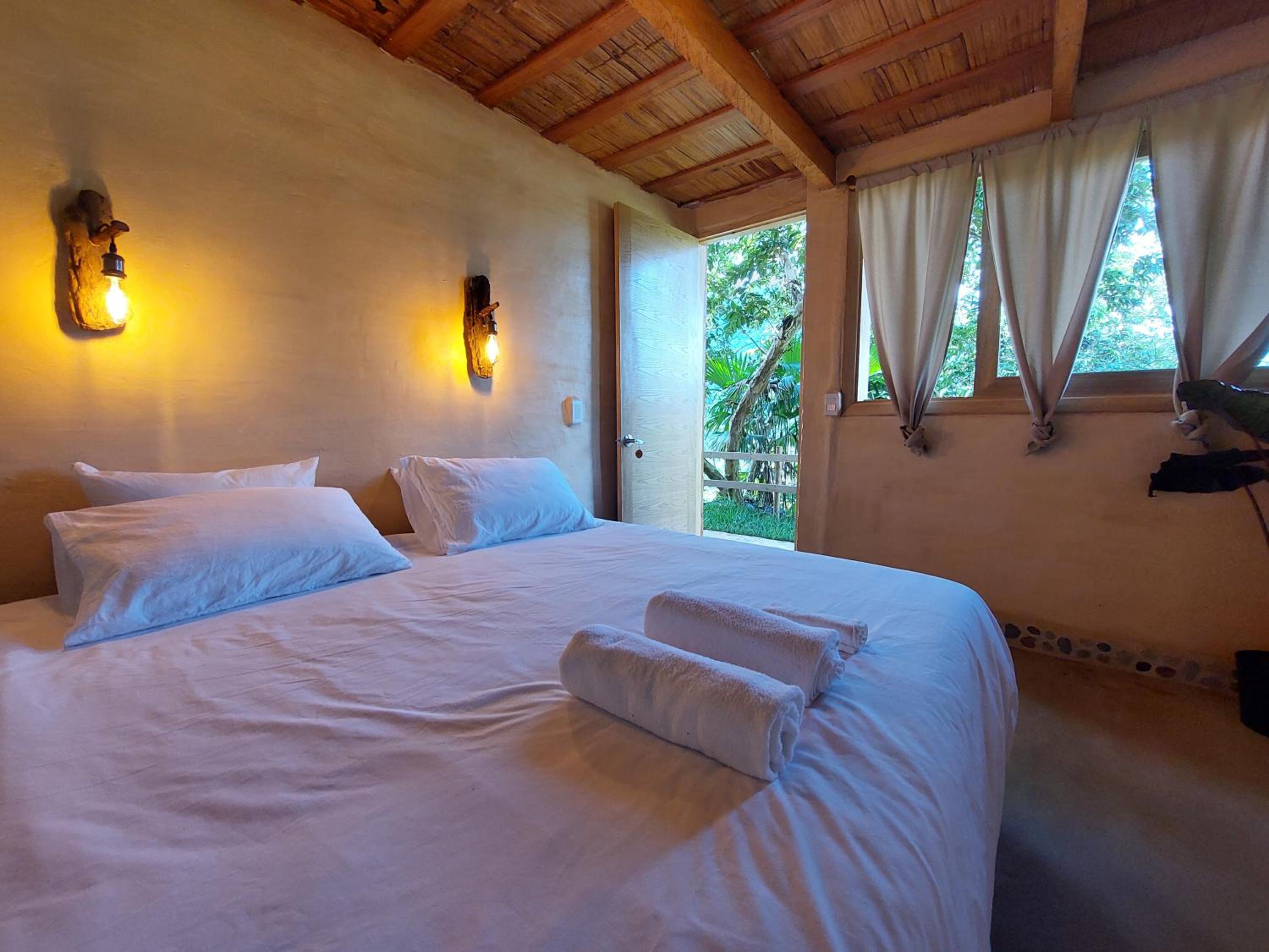 Deluxe Double or Twin Room with Mountain View photo 3