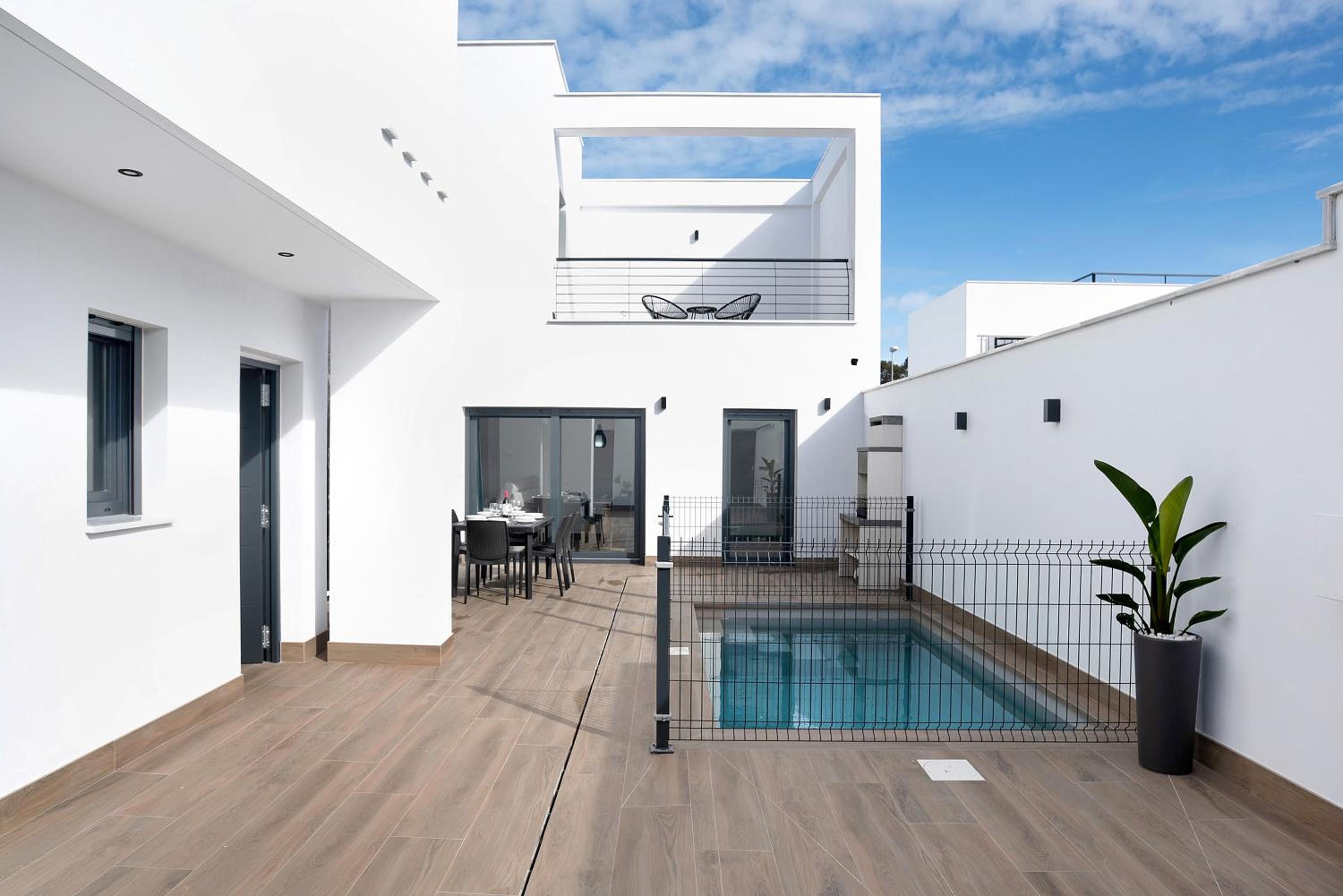 Three-Bedroom House photo 2