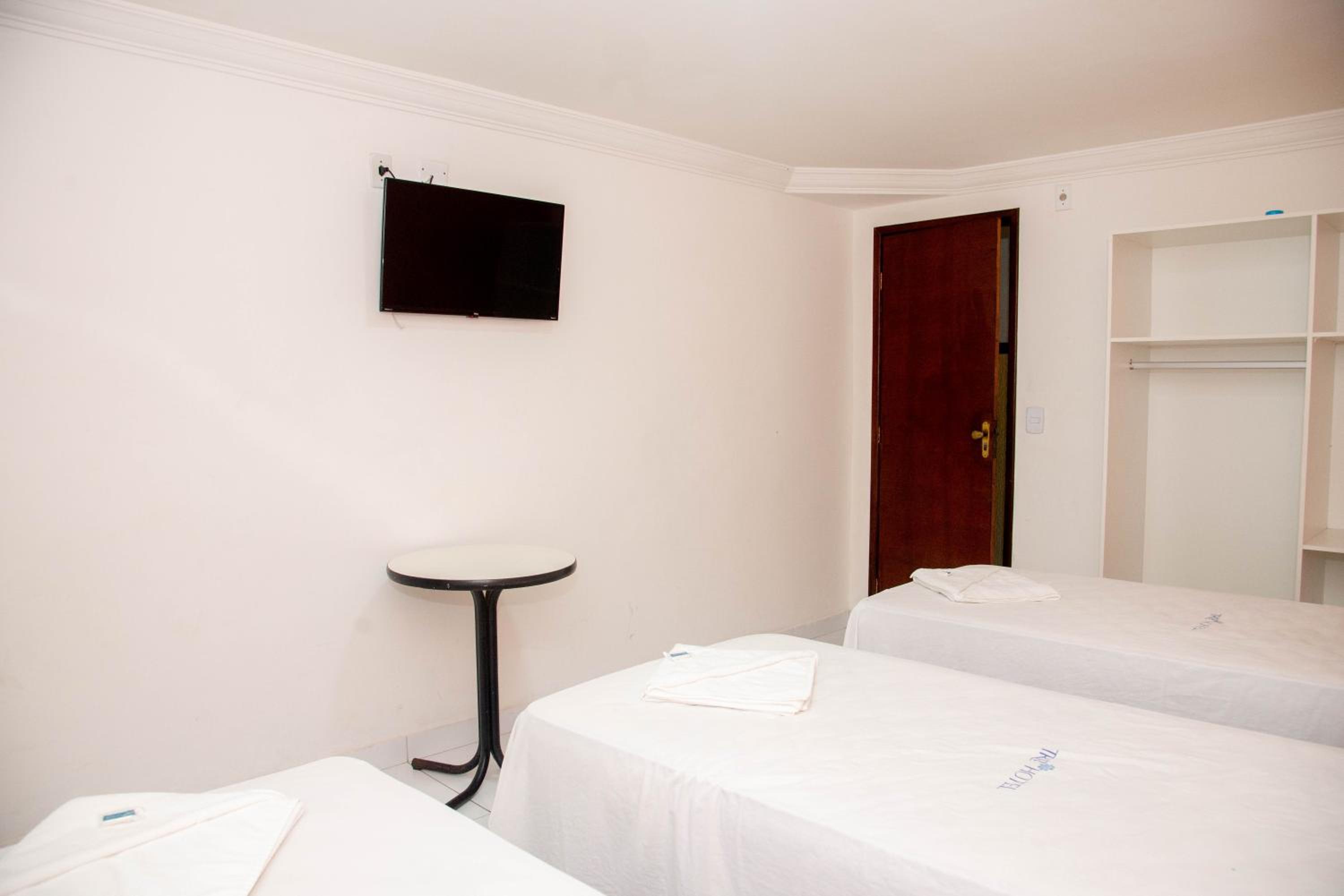 Standard Triple Room photo 3