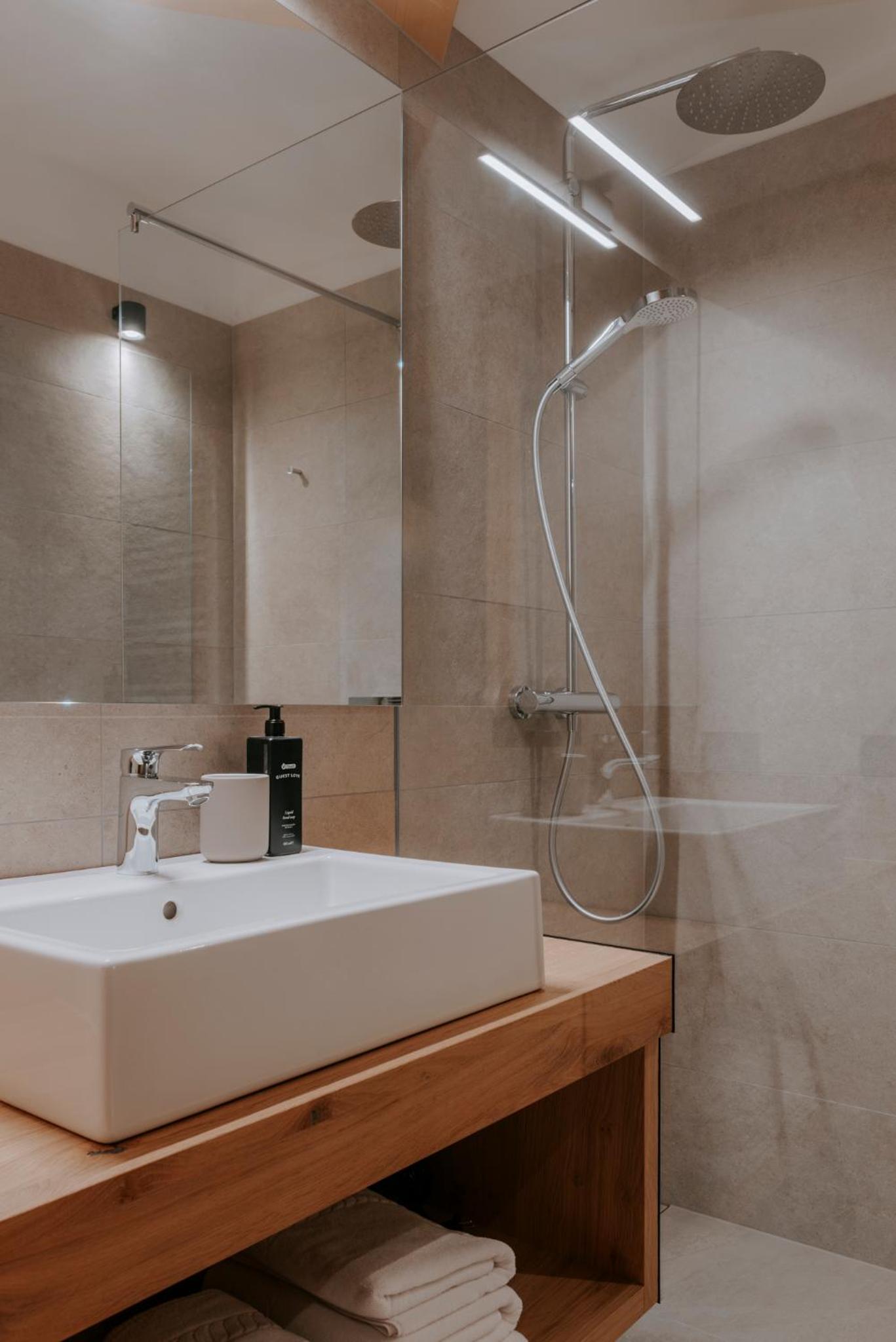 Superior Apartment - Photo 19