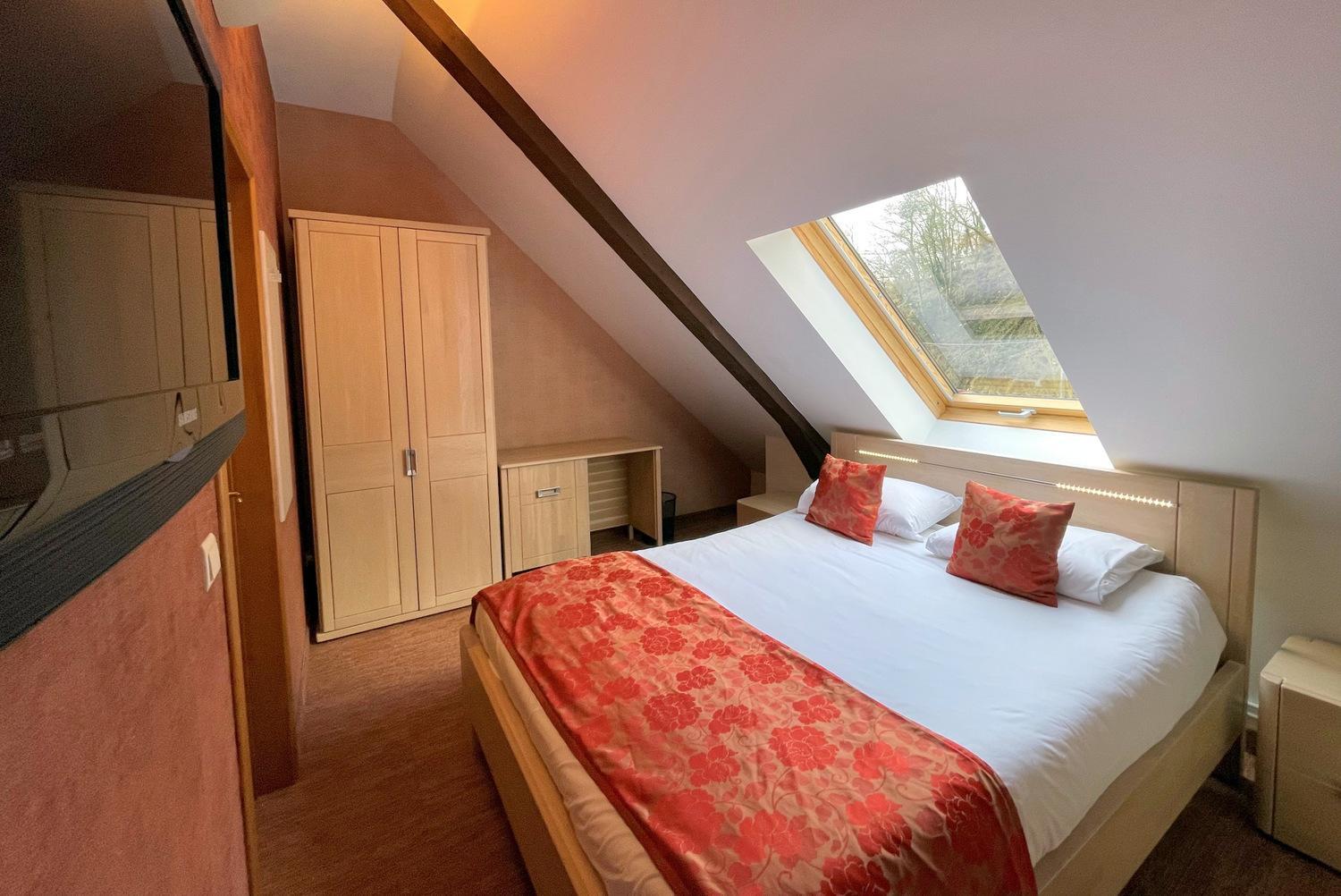 Double Room with Private External Bathroom photo 1