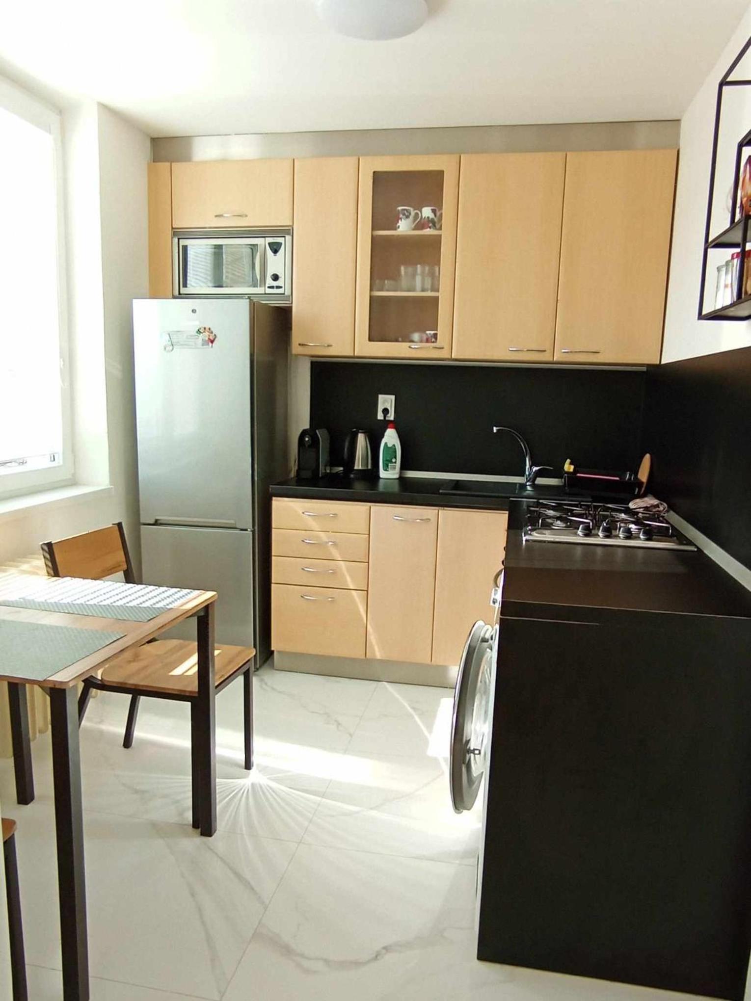 One-Bedroom Apartment photo 2