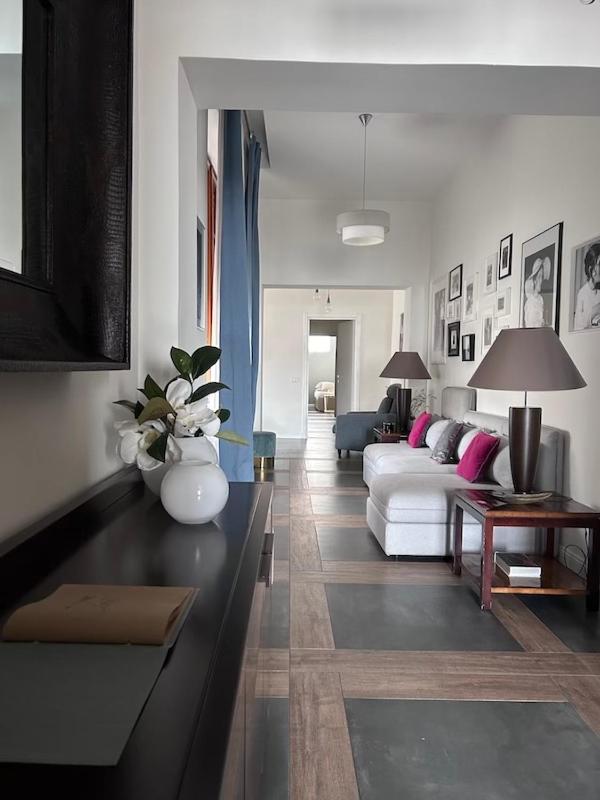 Three-Bedroom Apartment photo 1